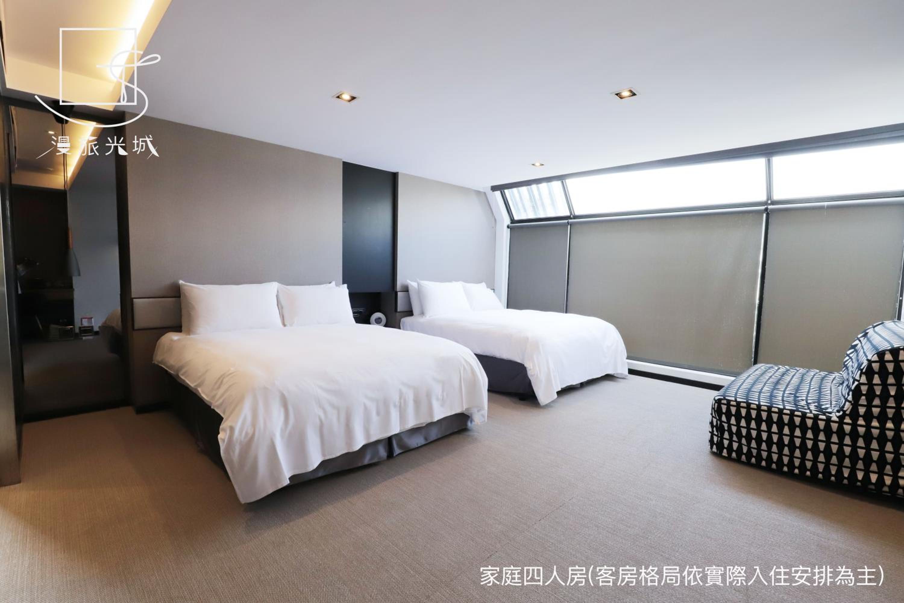 Deluxe Quadruple Room - Photo 1