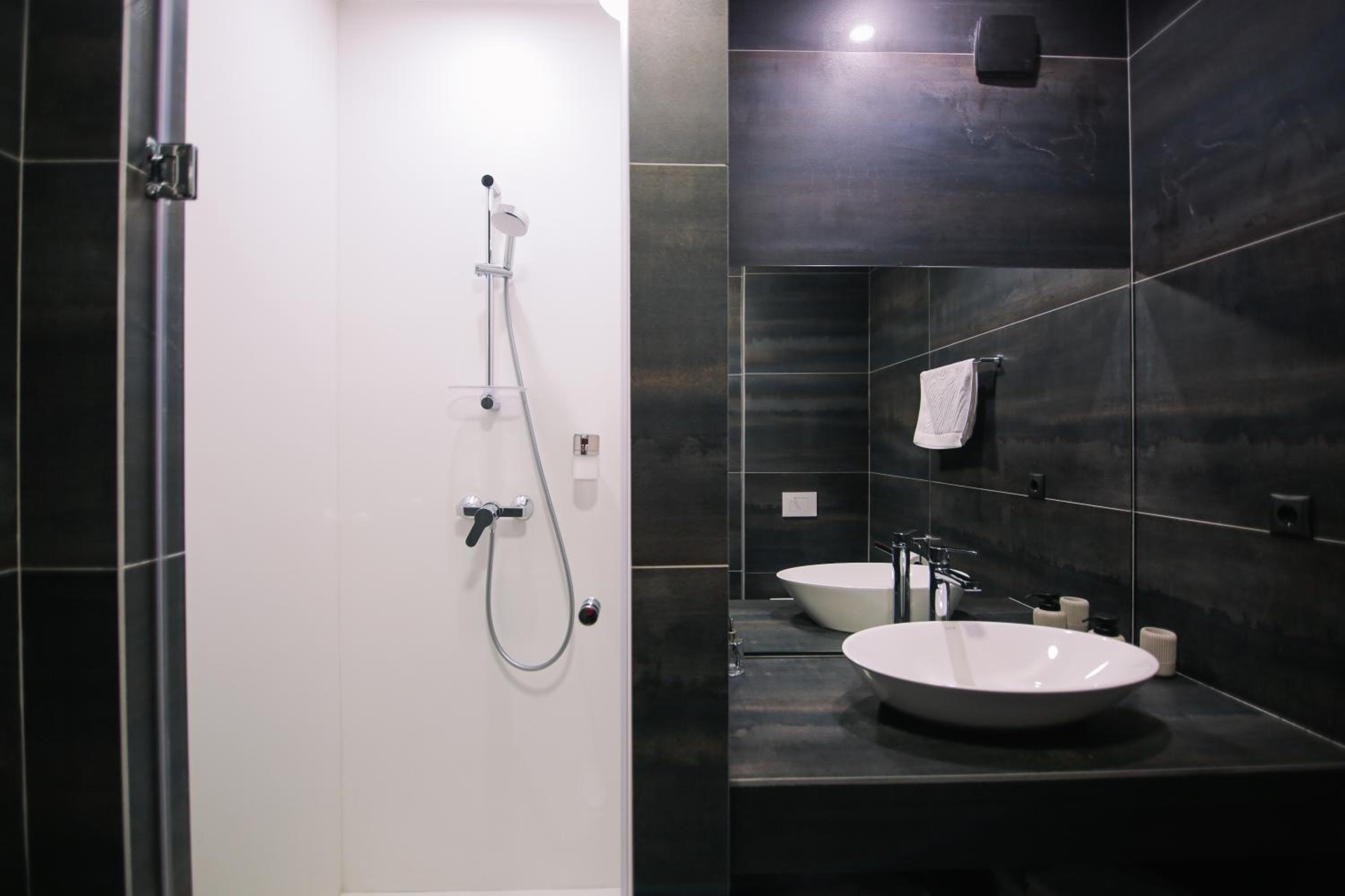 Superior Double Room - Photo 9