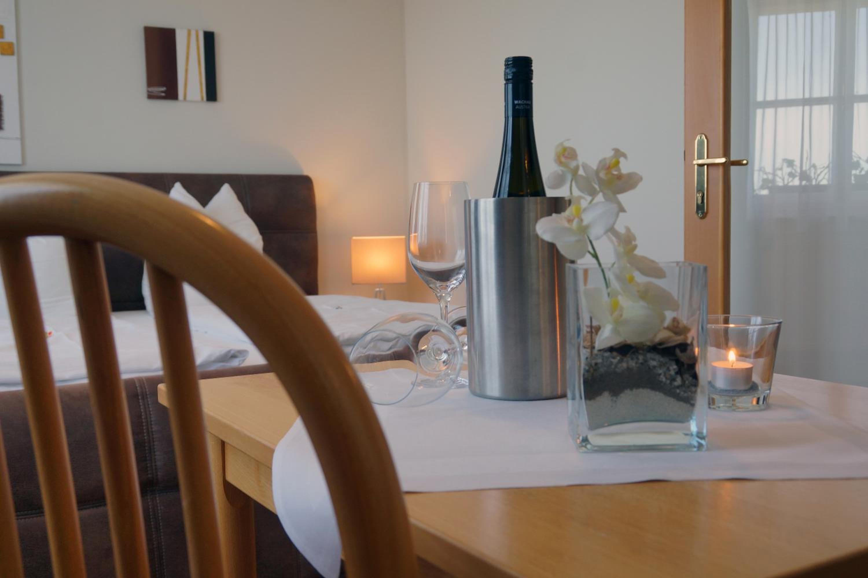 Apartment with Mountain View - Photo 6