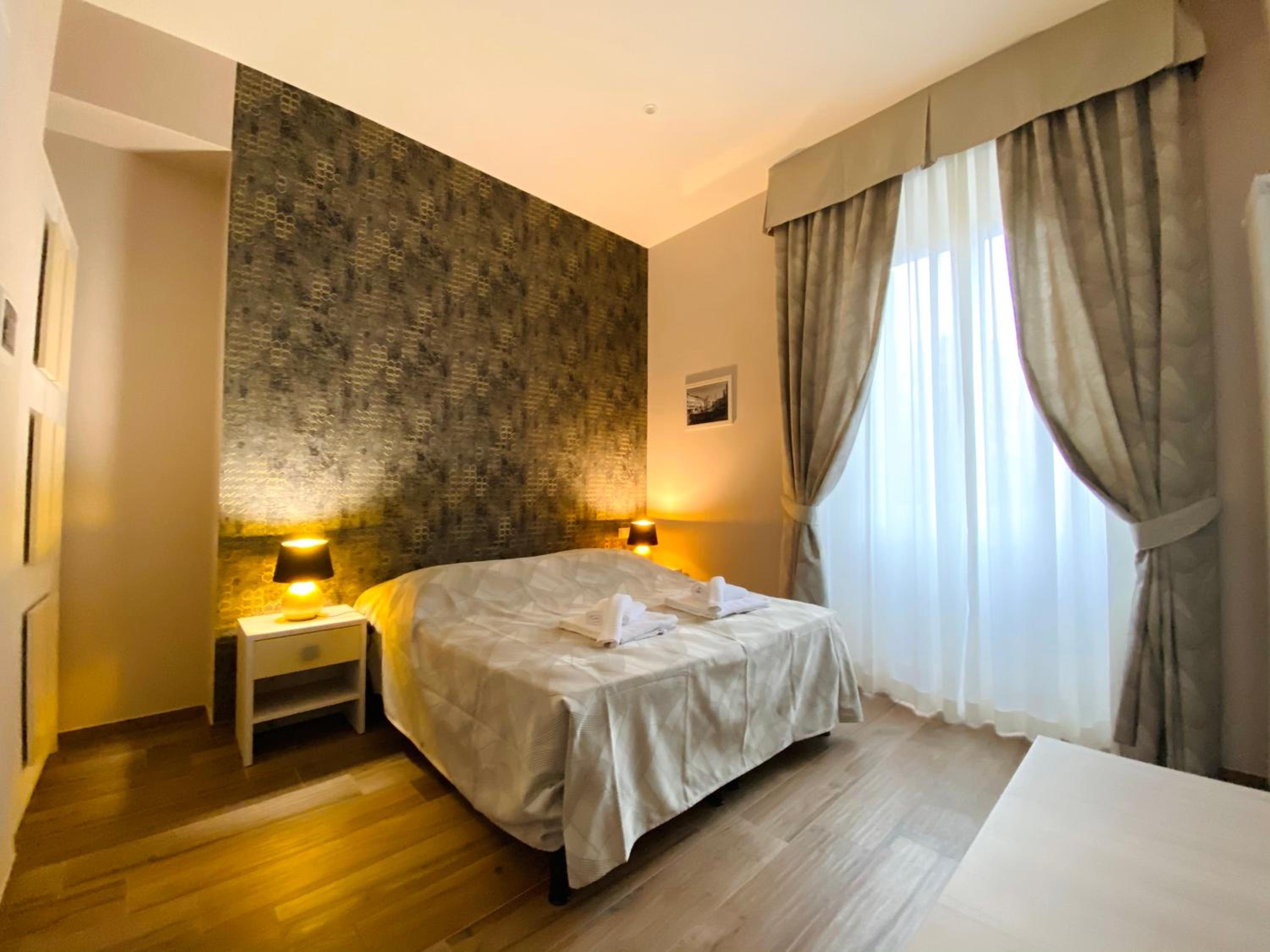 King Room with Spa Bath