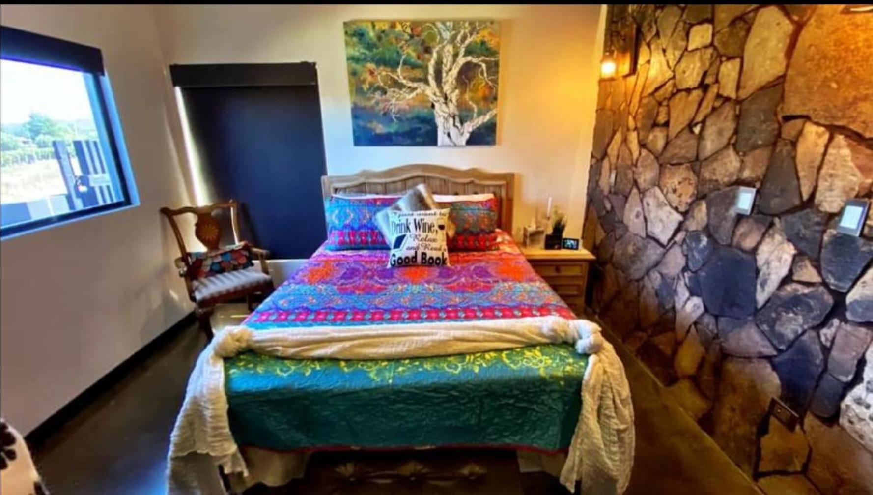 Two-Bedroom House - Photo 7