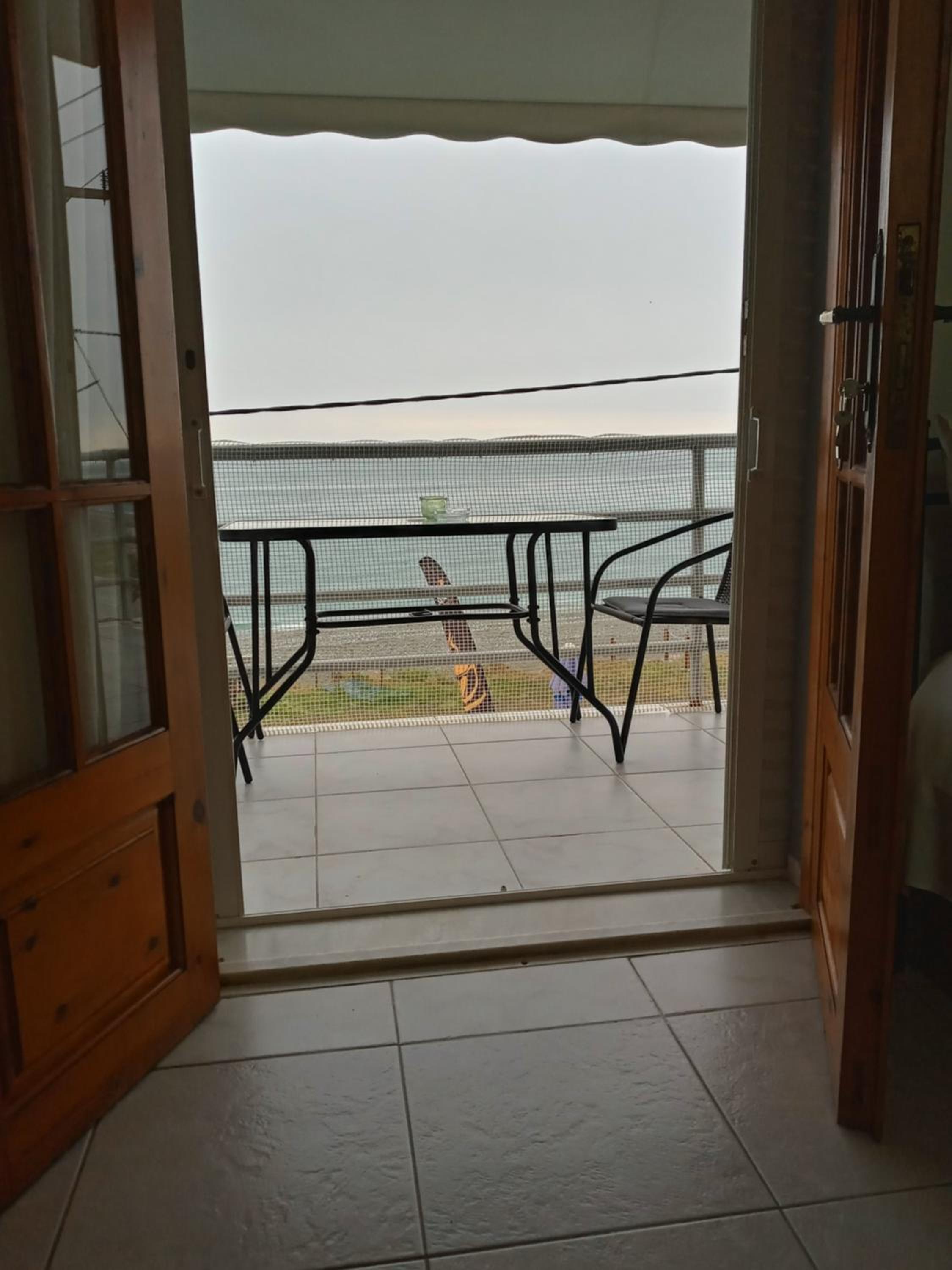 Standard Triple Room with Sea View - Photo 22