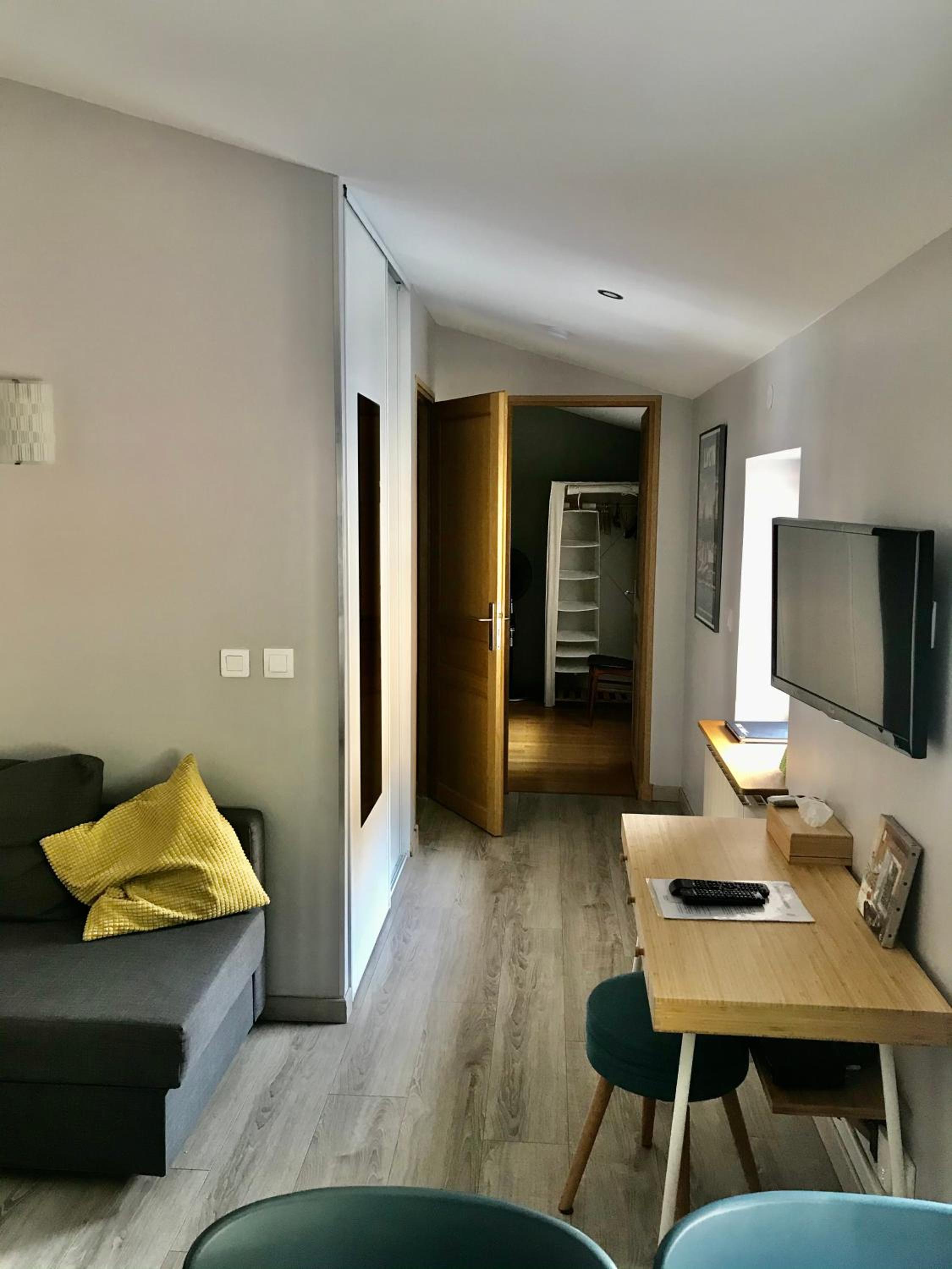 Two-Bedroom House photo 2