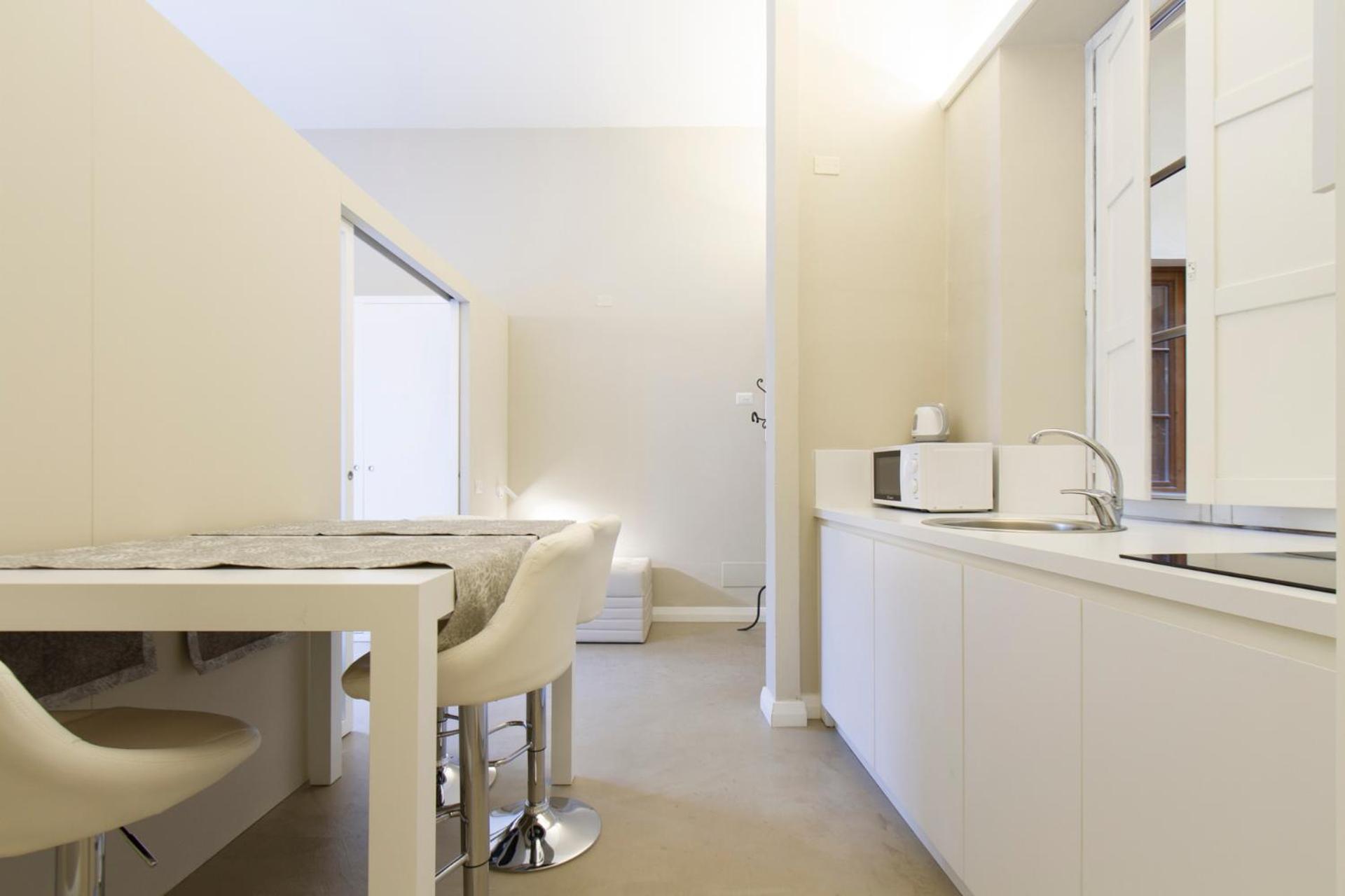 Deluxe Apartment photo 2