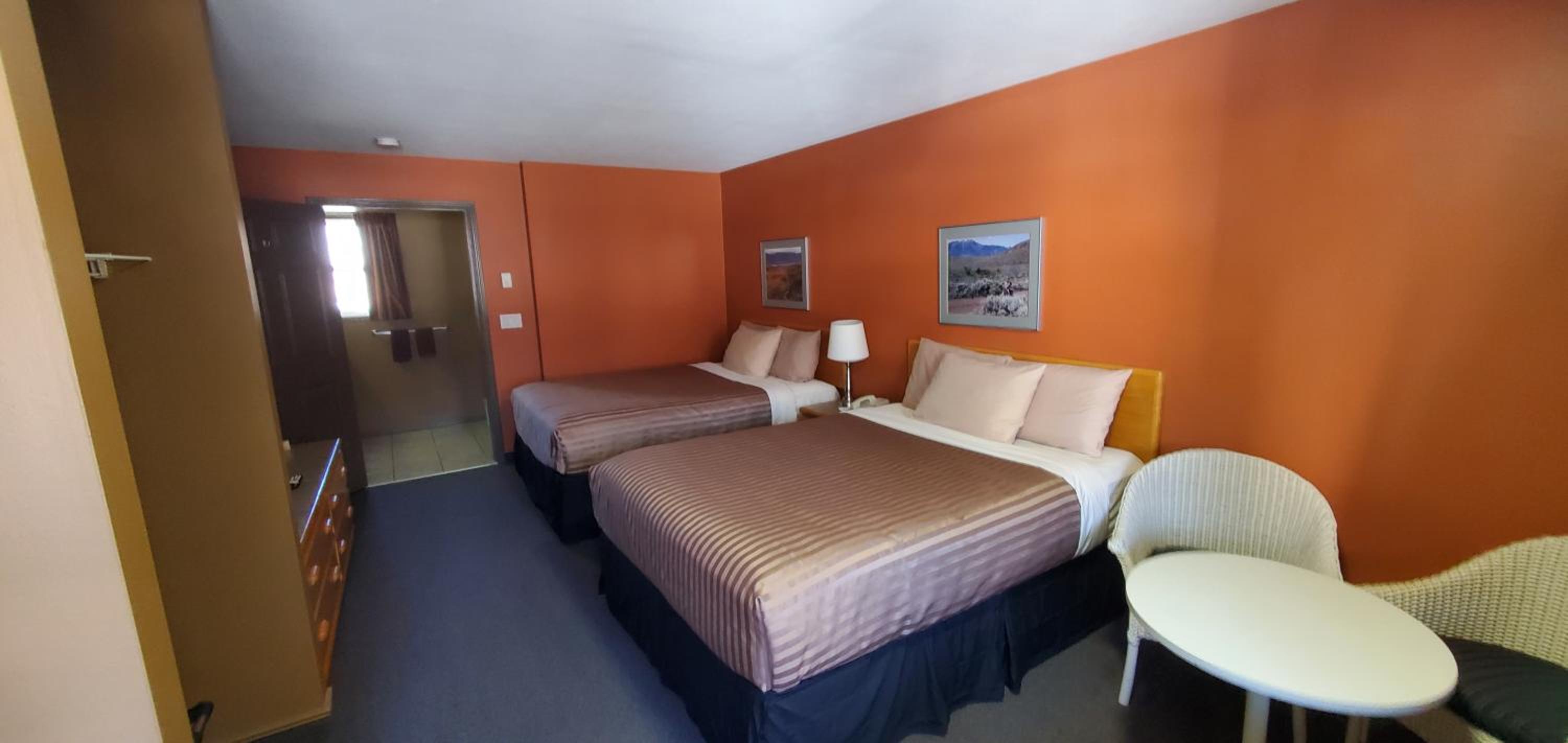 Queen Room - Disability Access