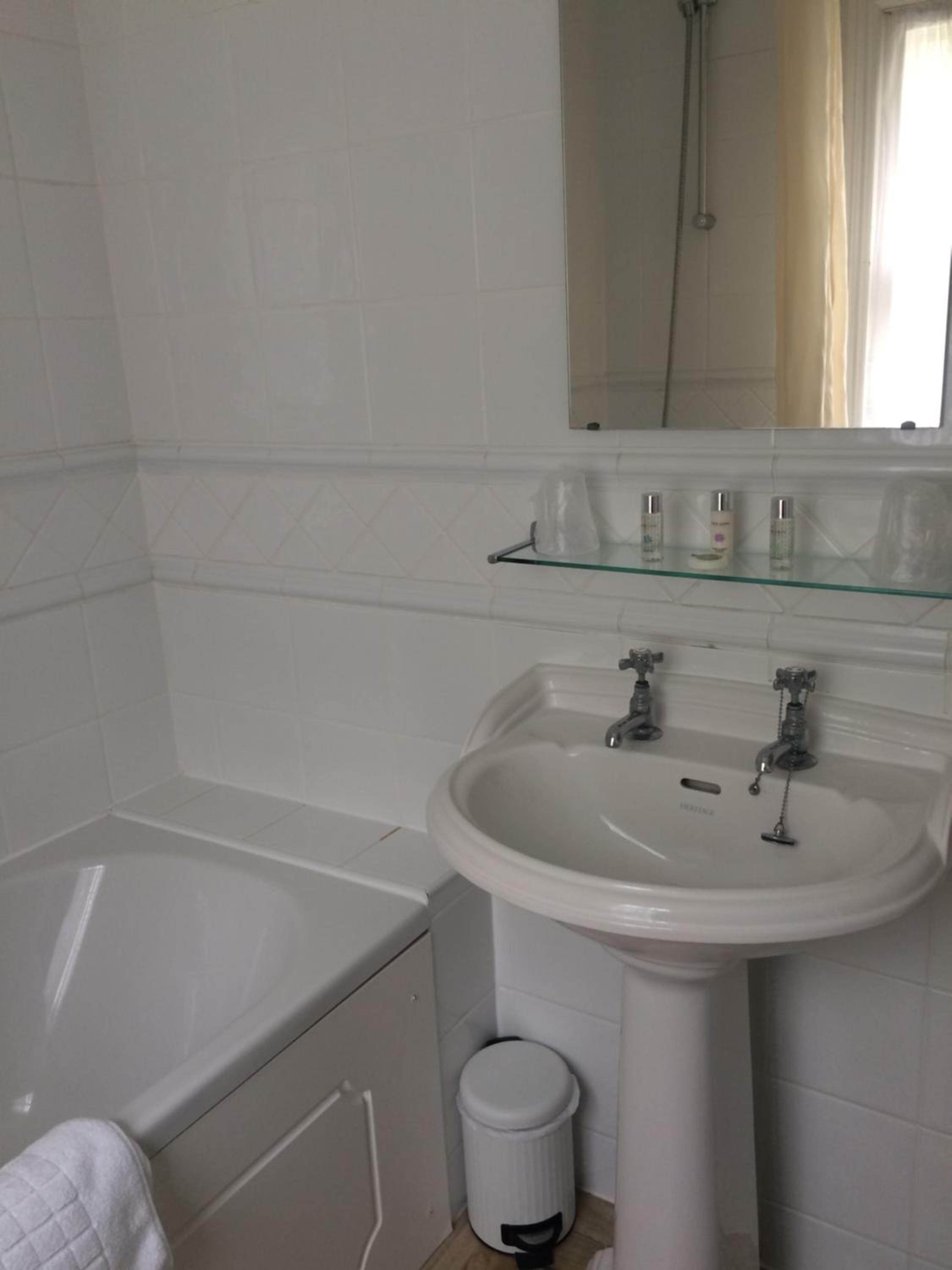 Standard Single Room photo 3