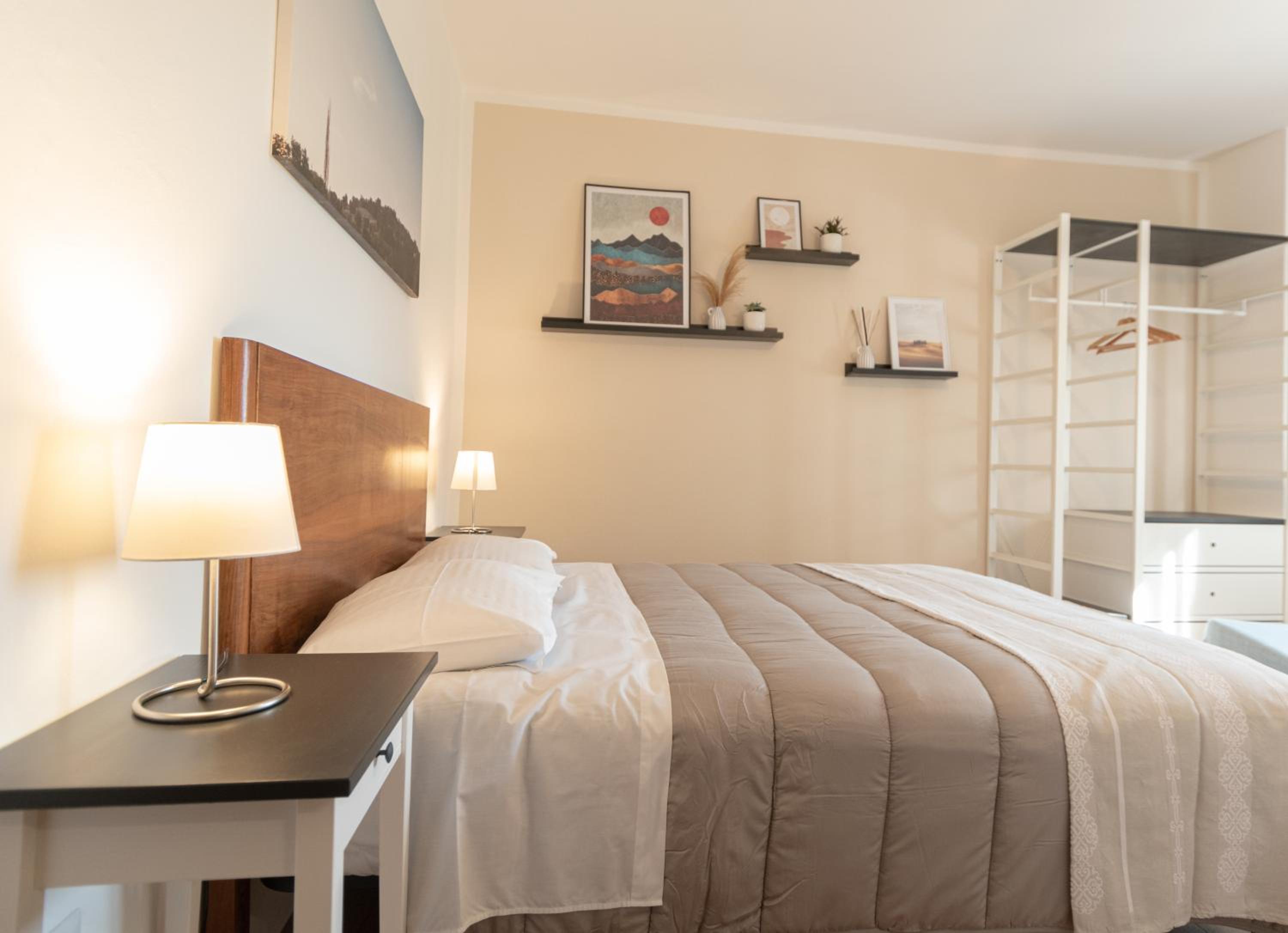 Superior Deluxe Double or Twin Room  photo 2