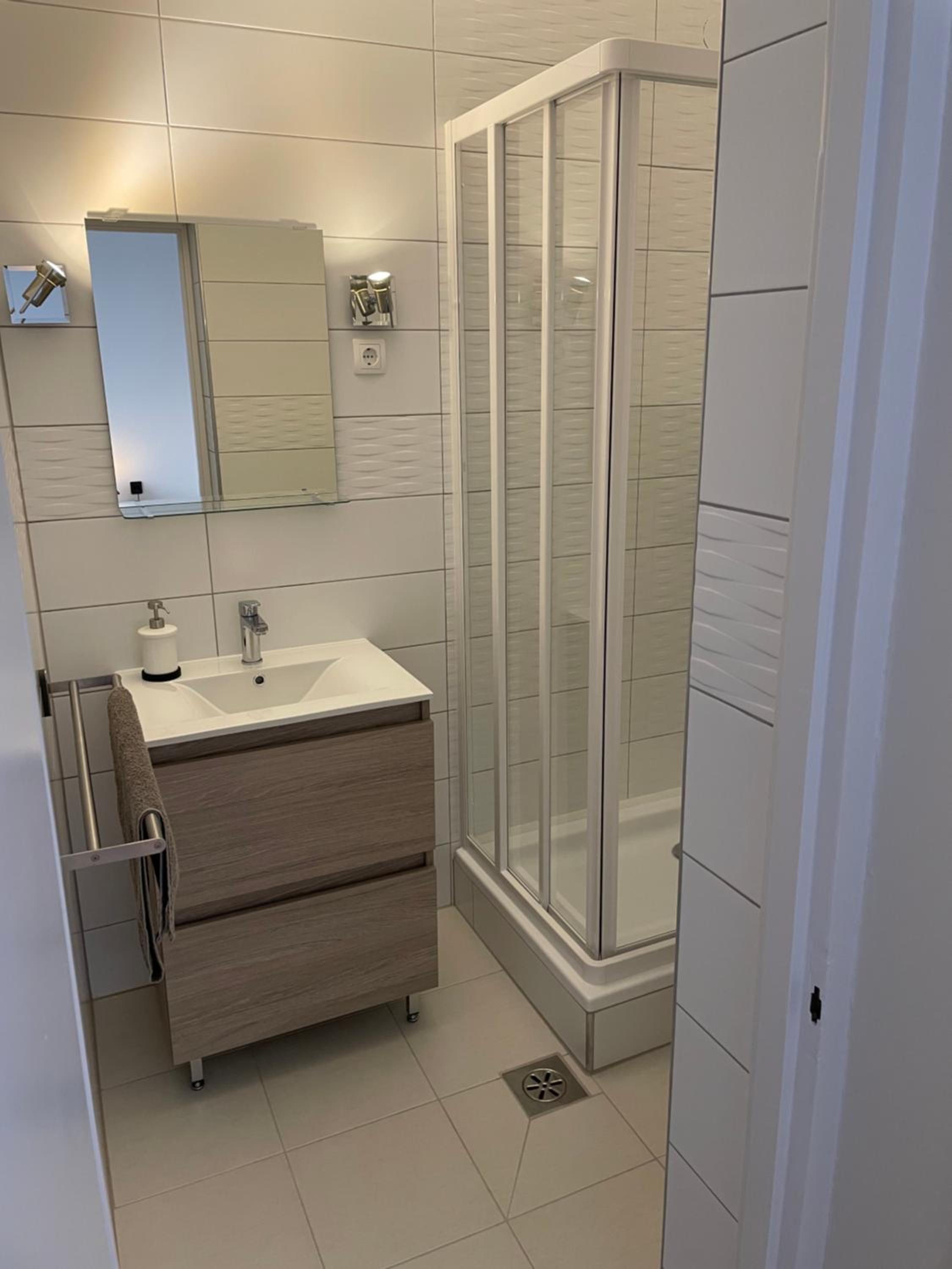 Double Room with Private Bathroom photo 3