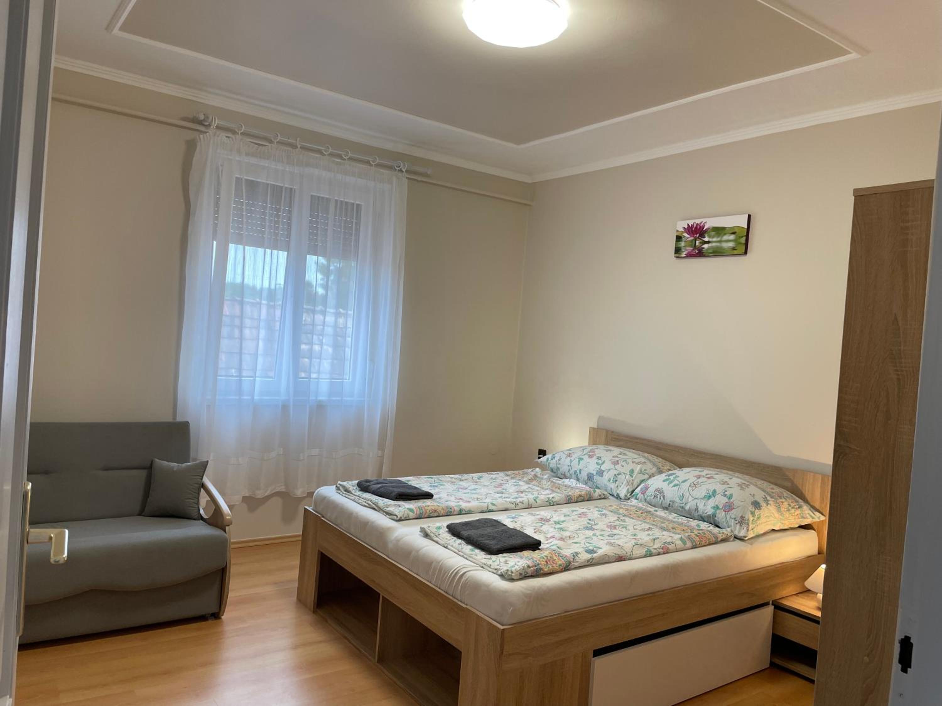 Double Room with Private Bathroom photo 1