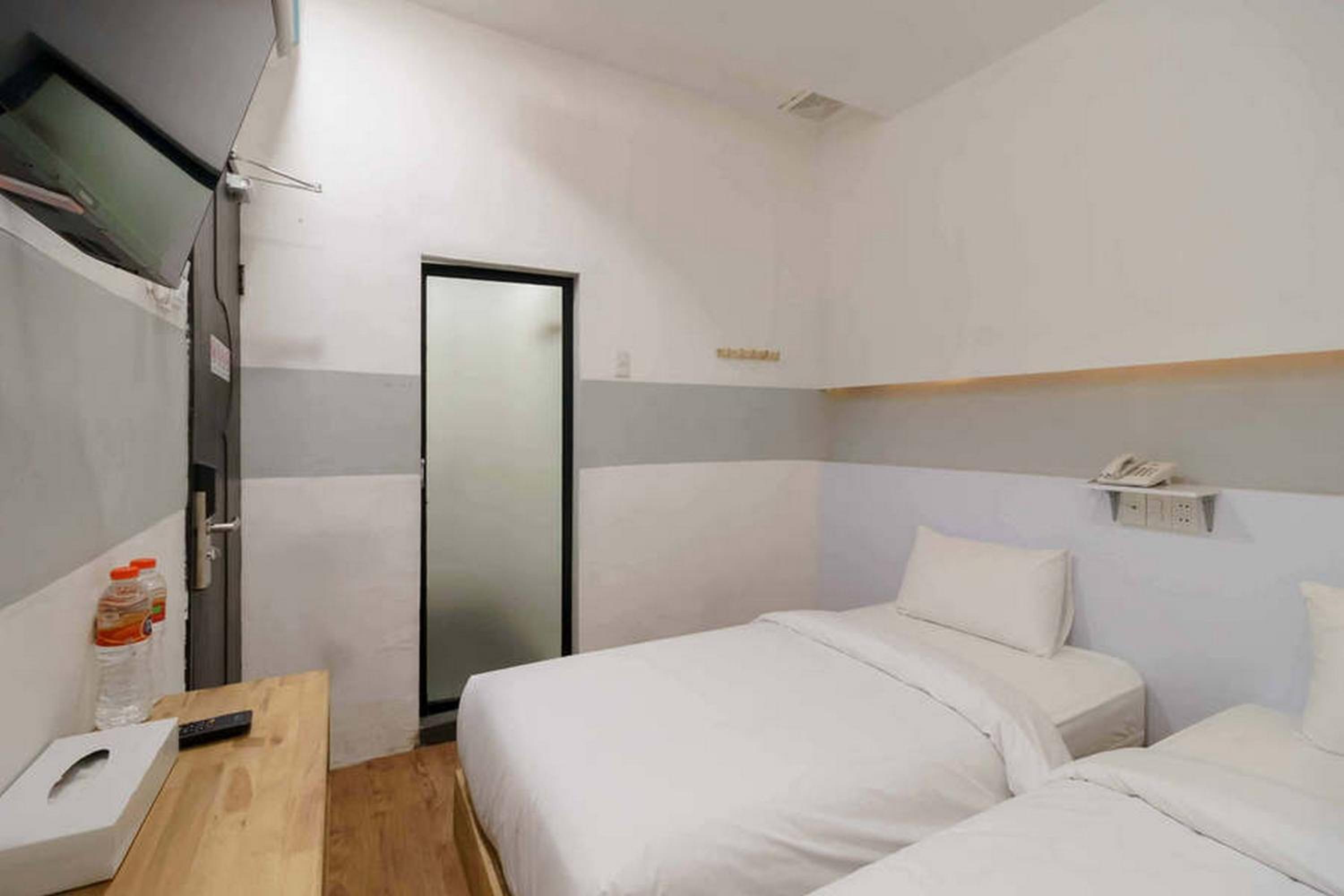 Deluxe Twin Room - Photo 5