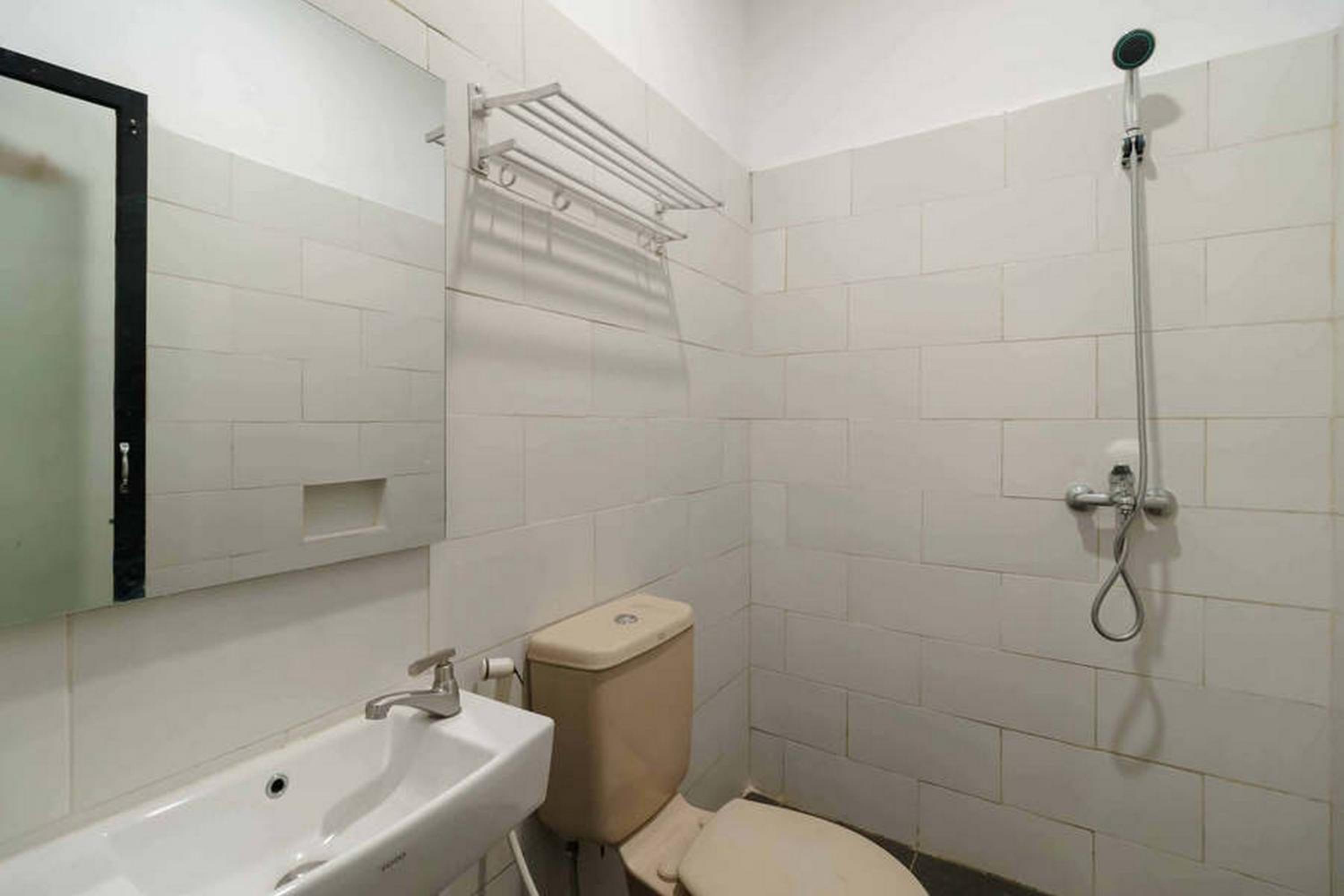 Deluxe Twin Room - Photo 9