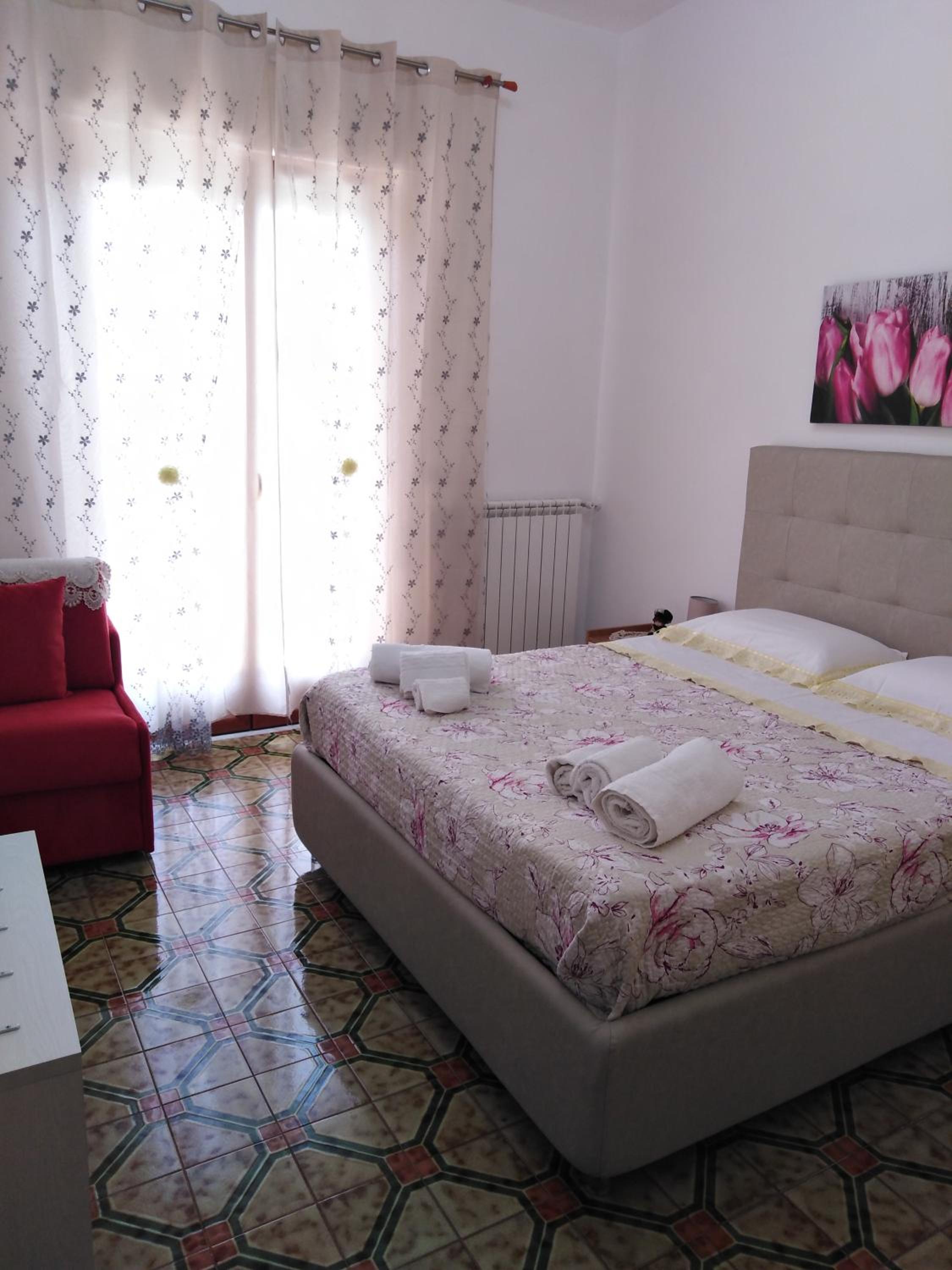 Two-Bedroom House - Photo 73