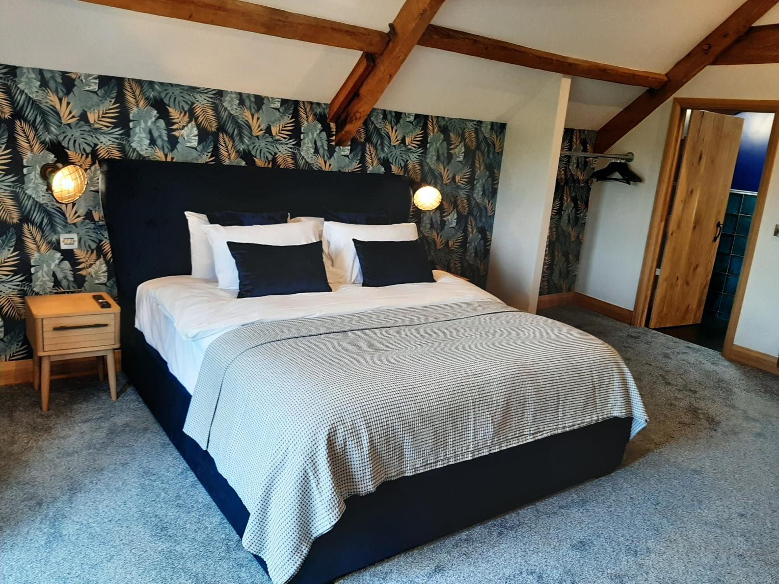 Double Room with Park View - Photo 1