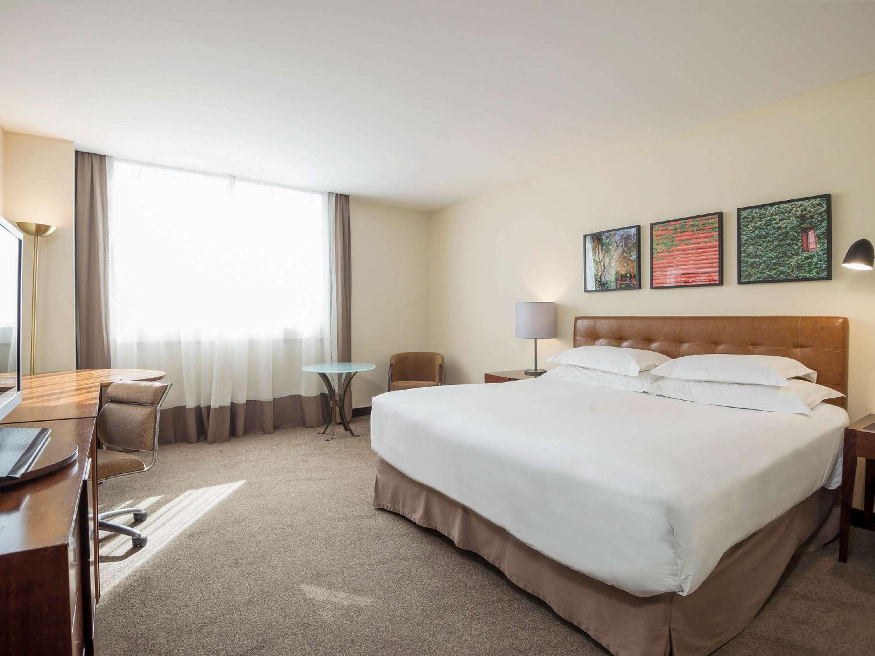 Superior King Room