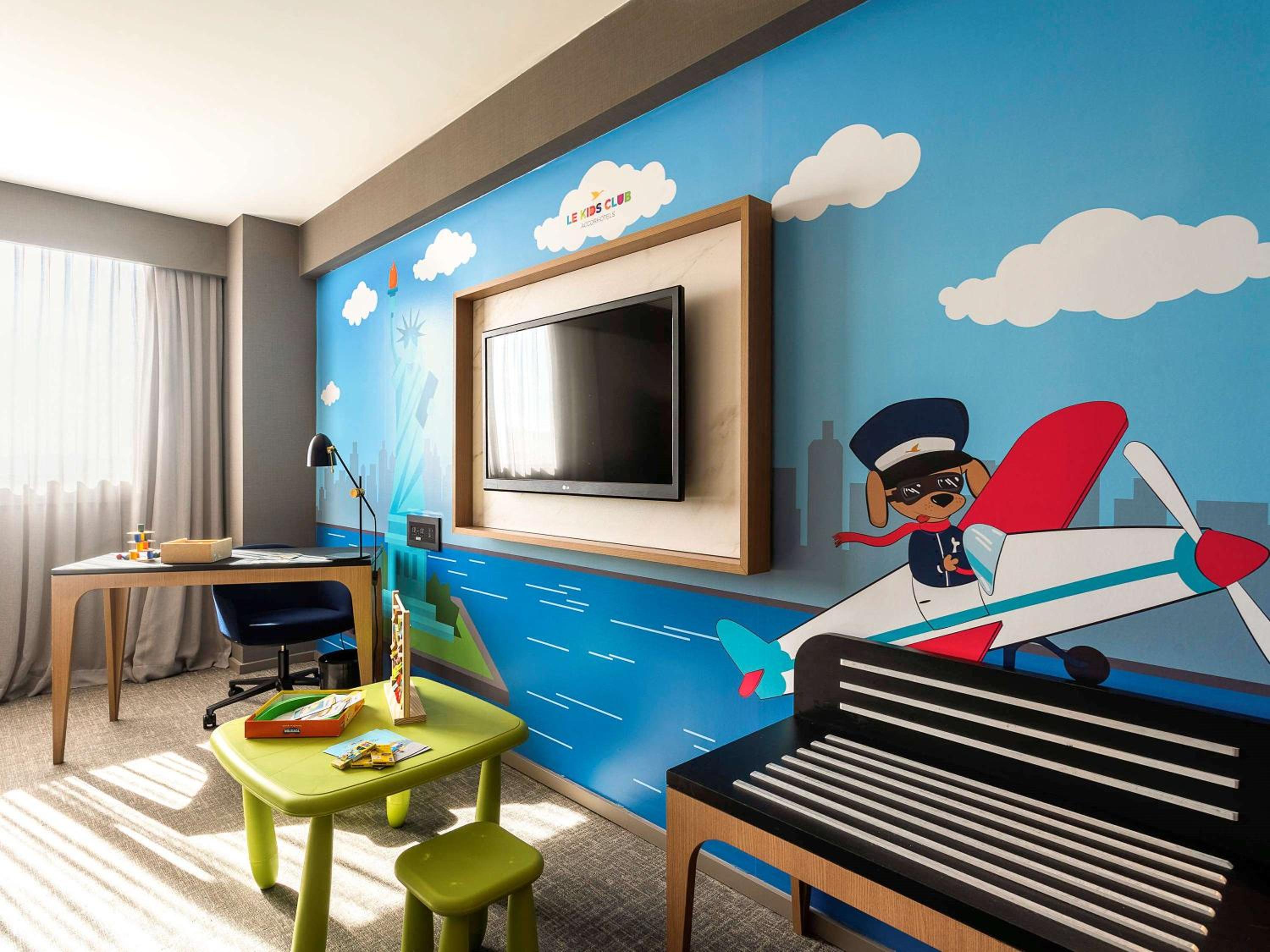 Family Suite with One King and Two Single Beds