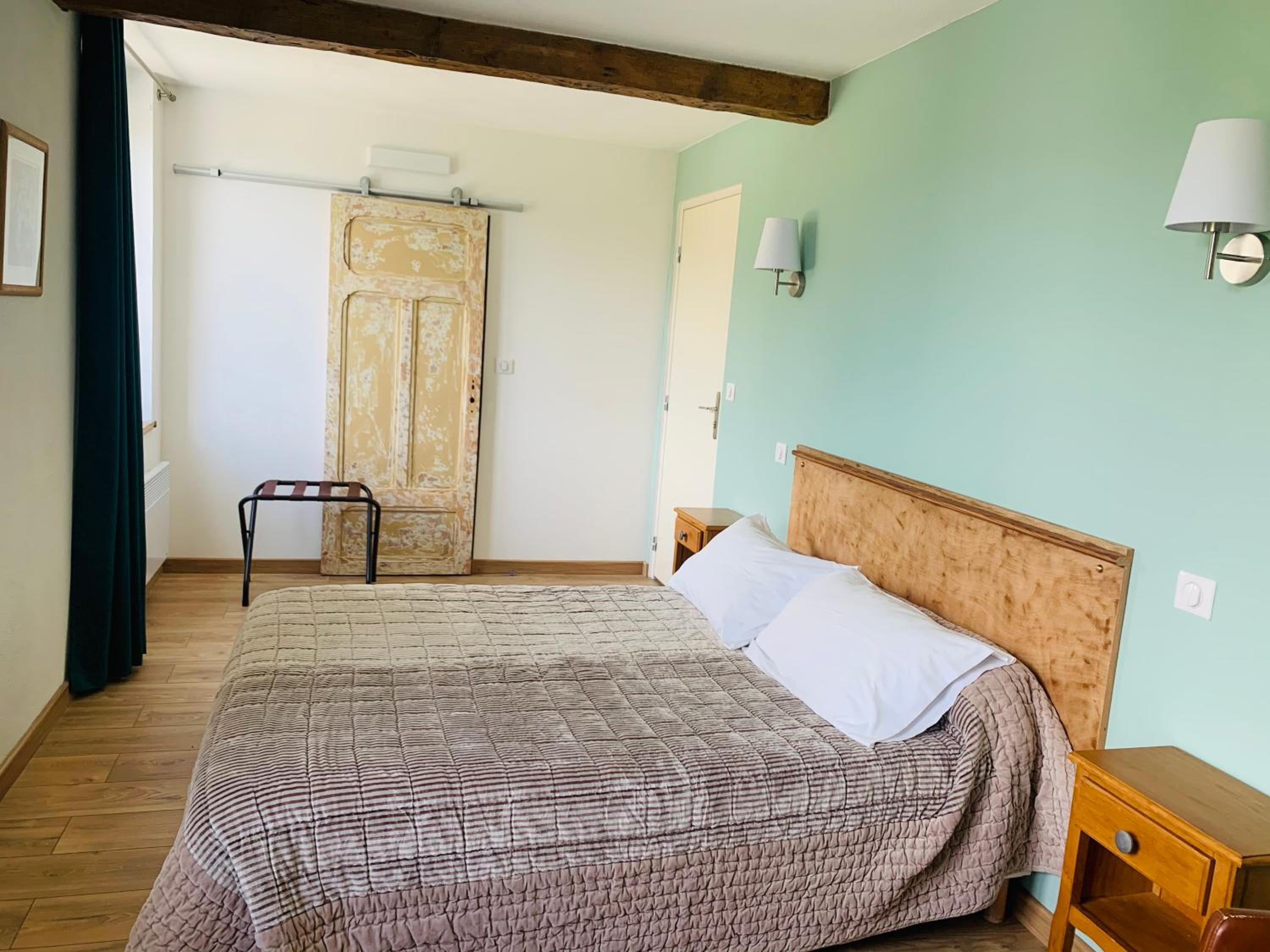 Double Room with Private Bathroom photo 2