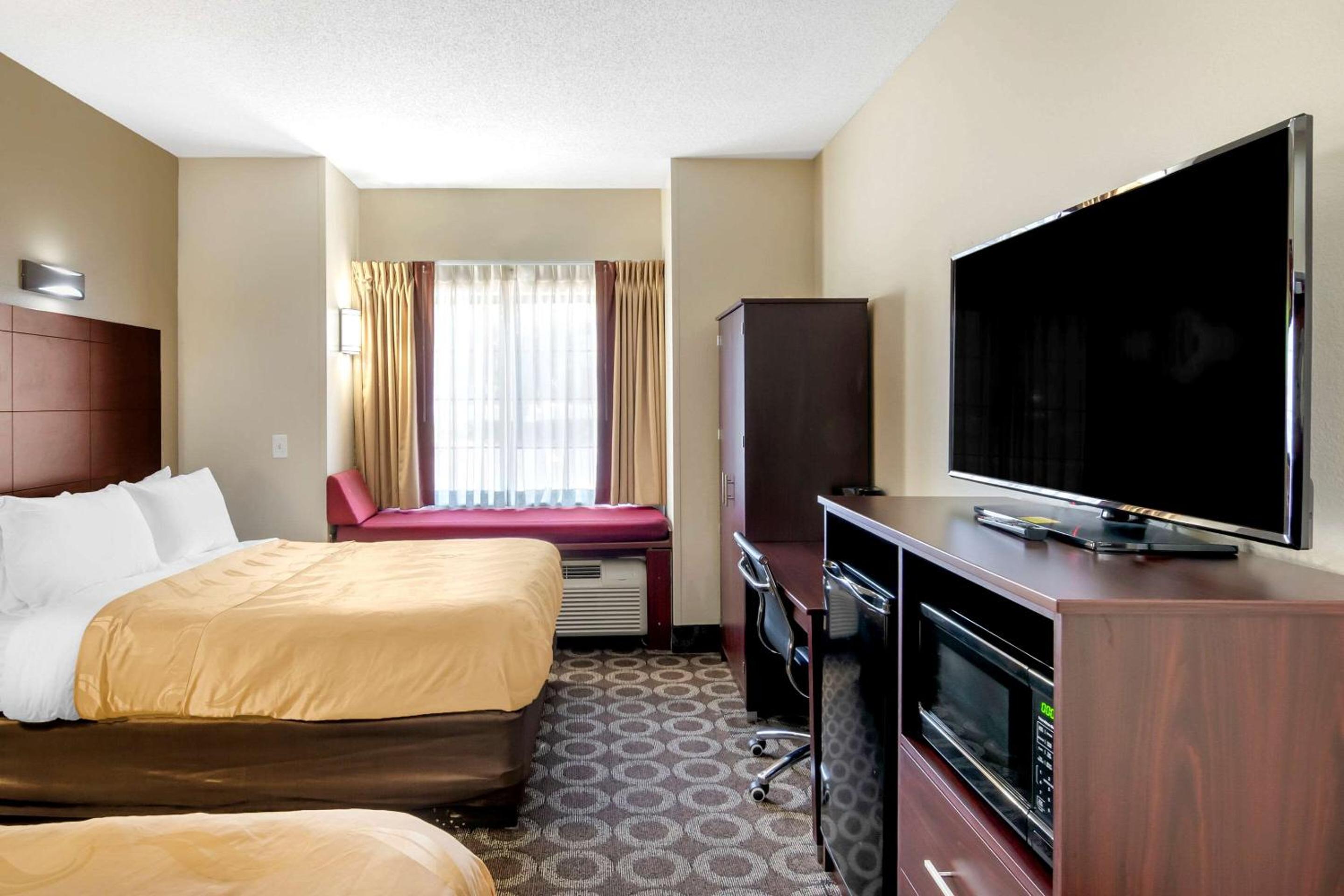 Standard Queen Room with Two Queen Beds - Non Smoking  - Photo 1