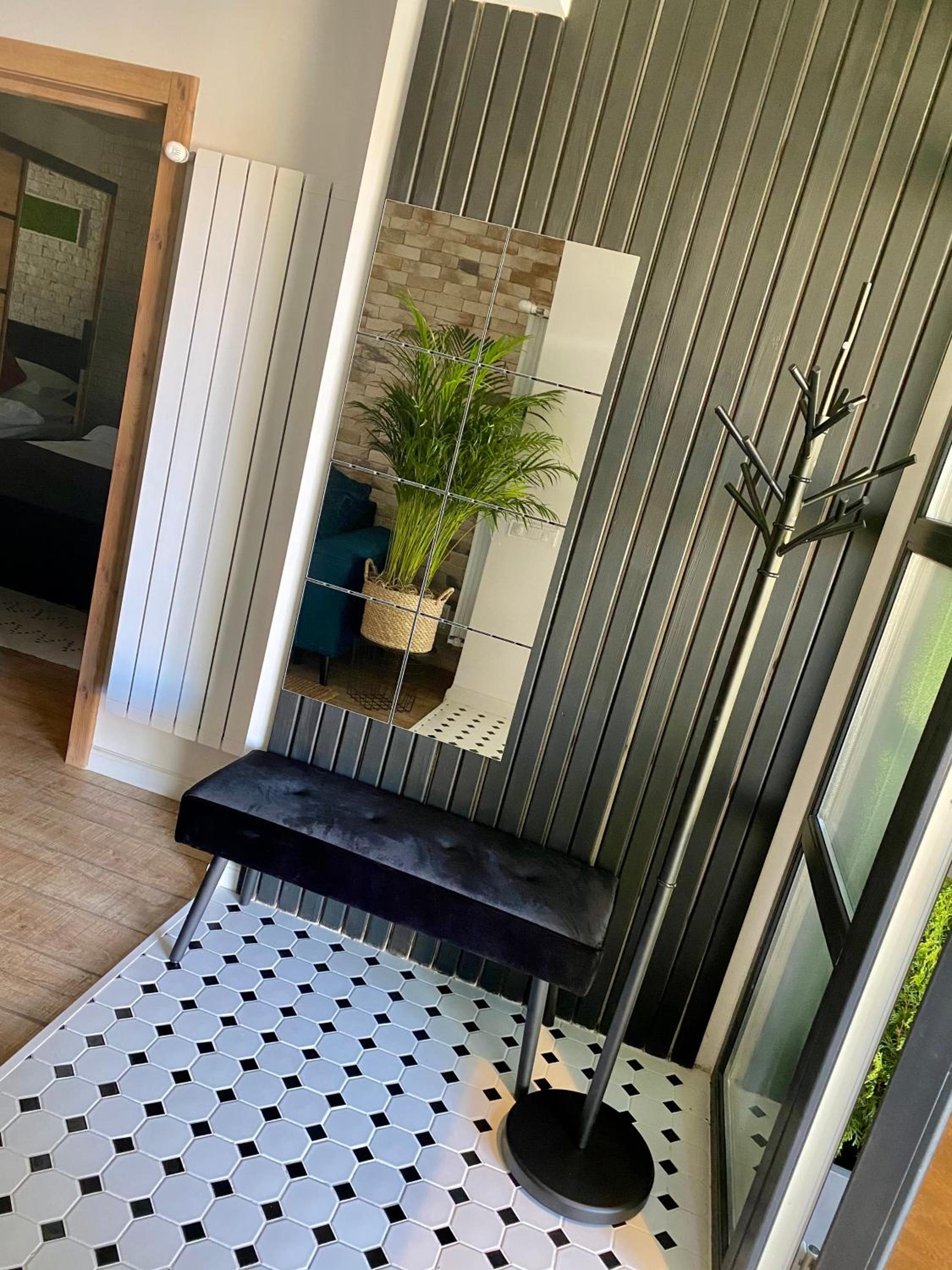 One-Bedroom Apartment - Photo 65