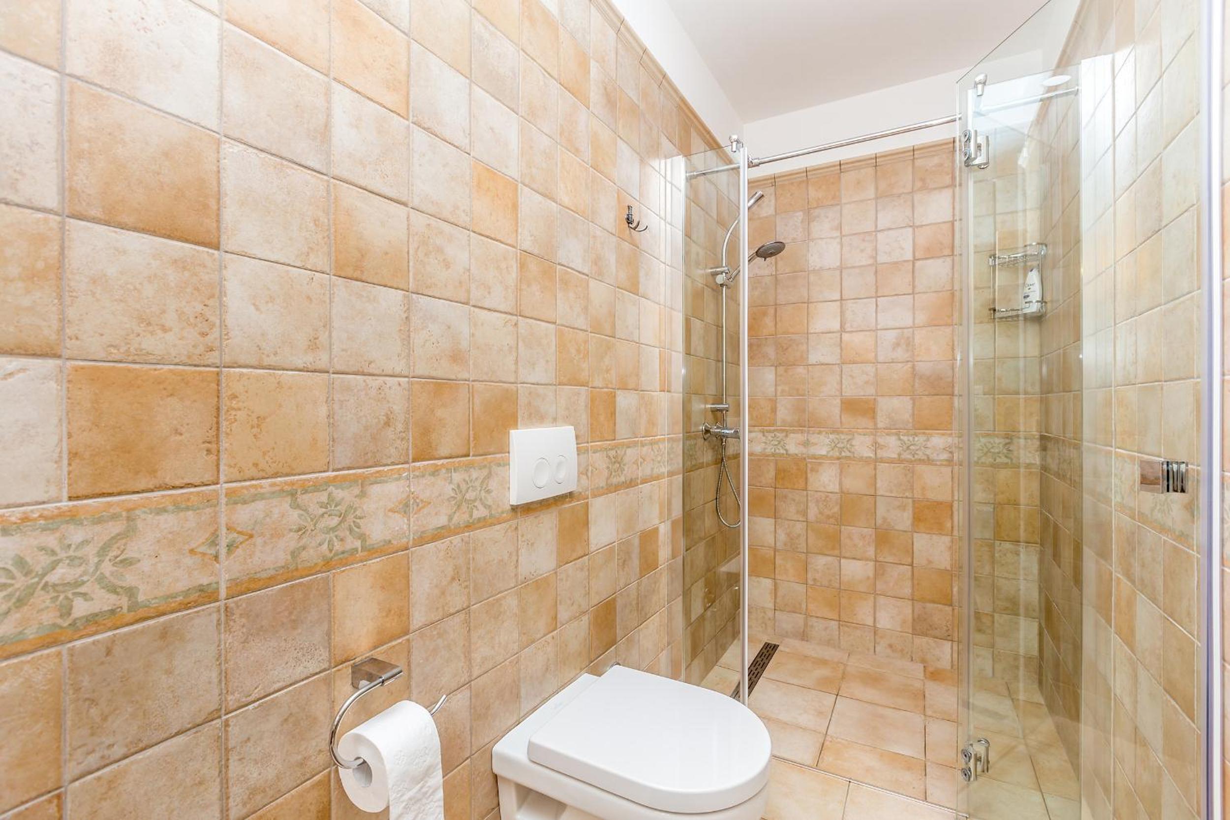 Three-Bedroom House photo 2