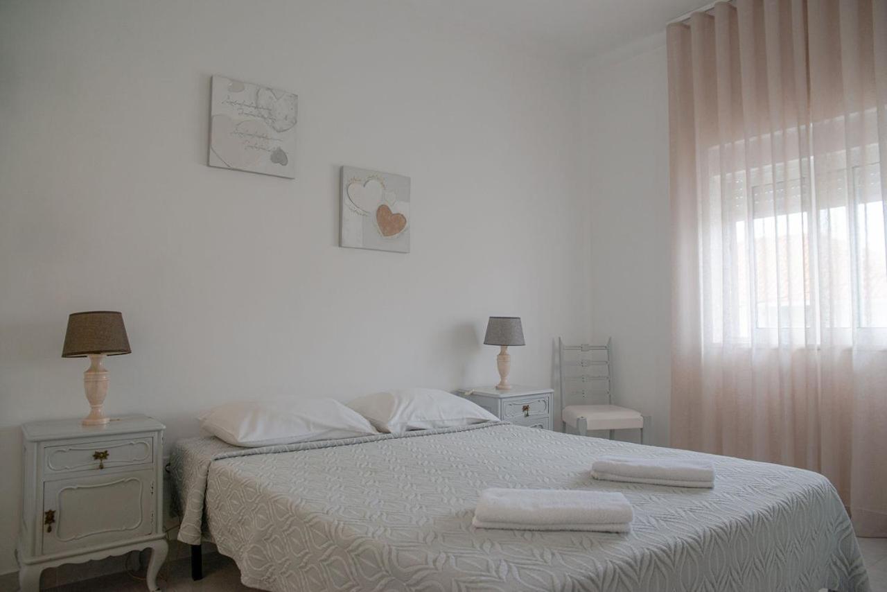Double Room with Private Bathroom - Photo 13