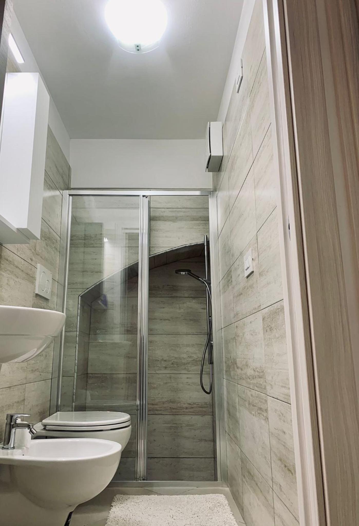 One-Bedroom Apartment - Photo 16