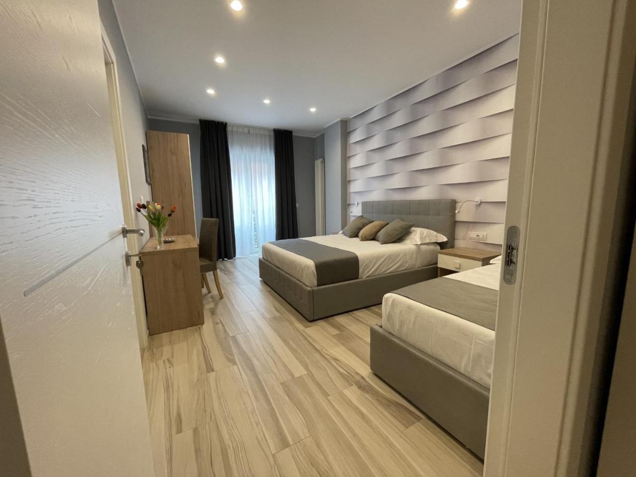 Triple Room with Private Bathroom - Photo 1