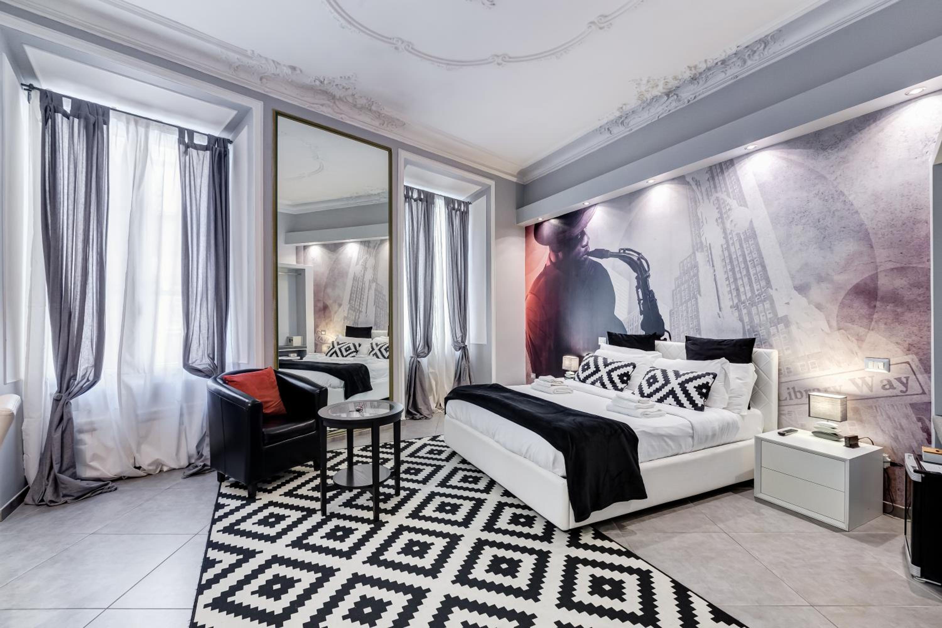 King Suite photo 1
