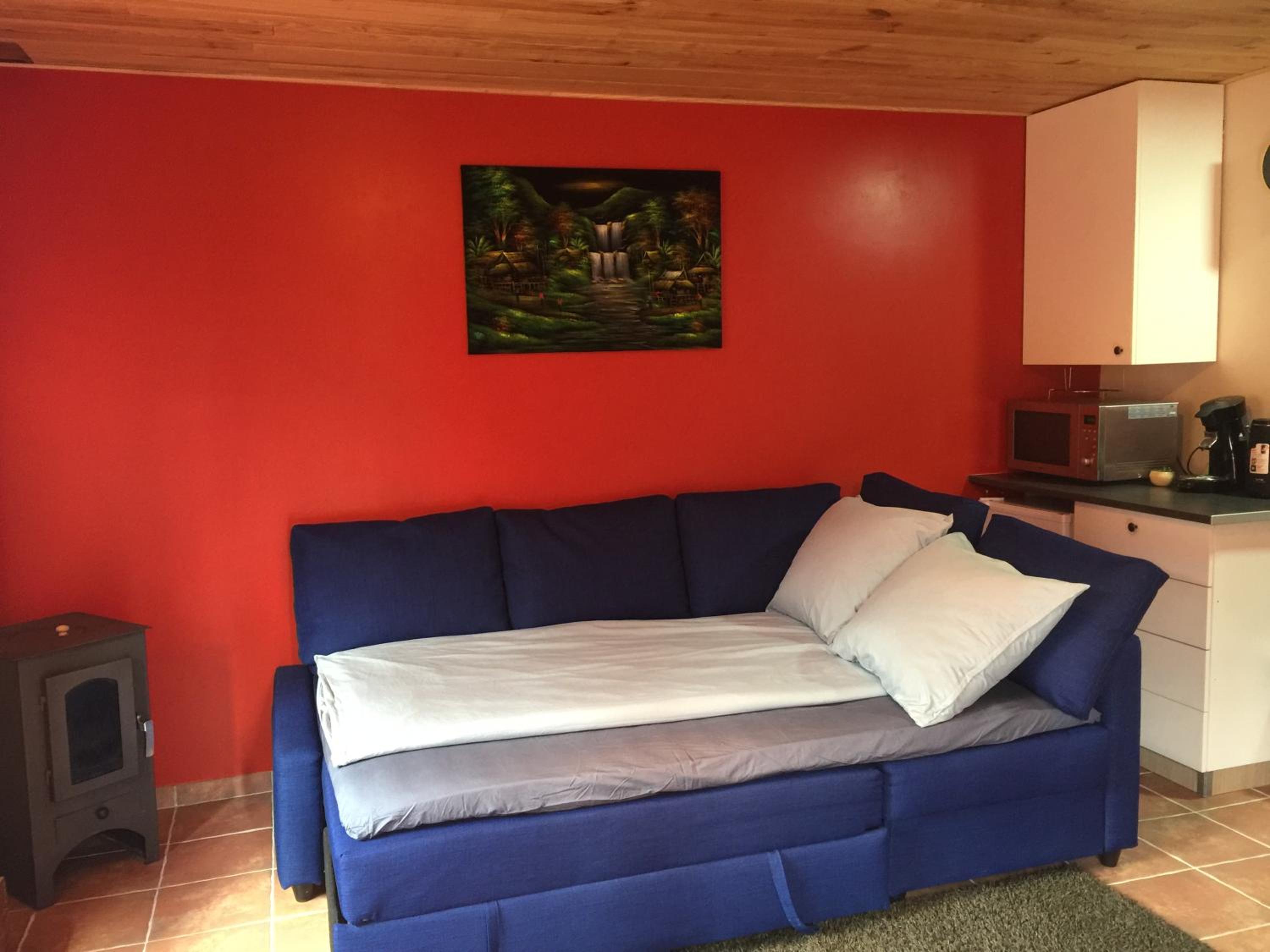 Deluxe Double Room (2 Adults + 1 Child)