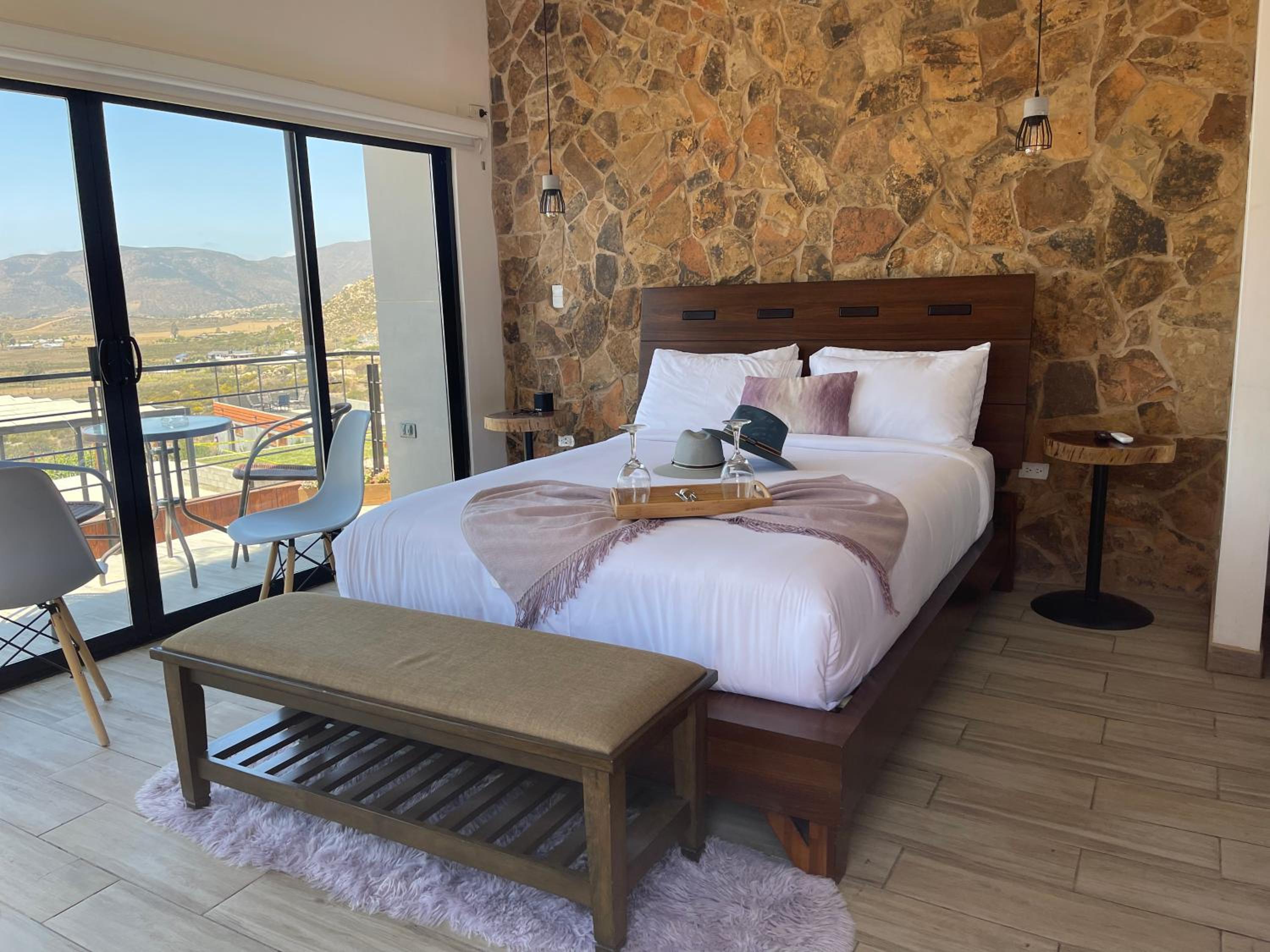 Double Room - Photo 10
