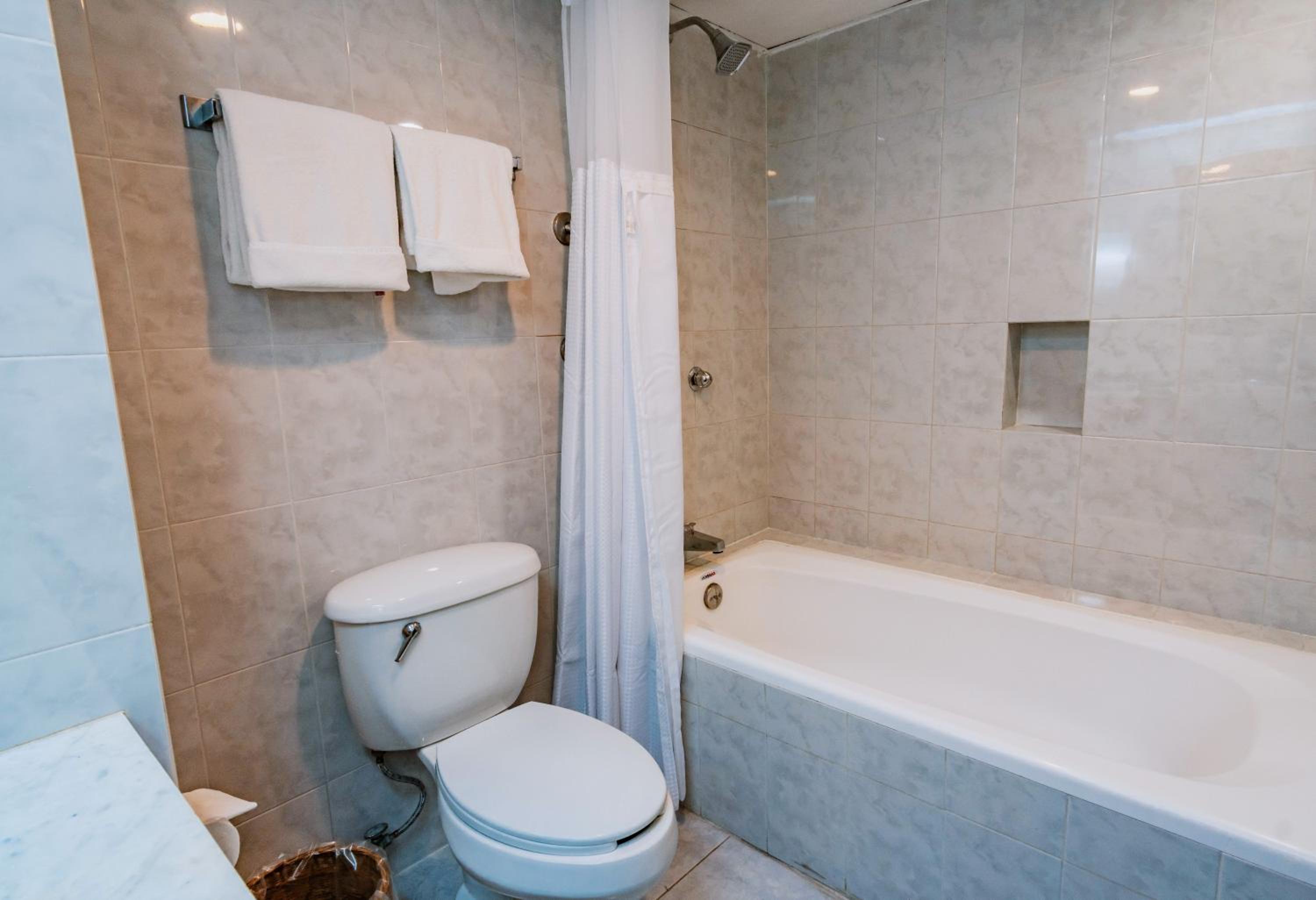 Deluxe Double Room - Photo 7