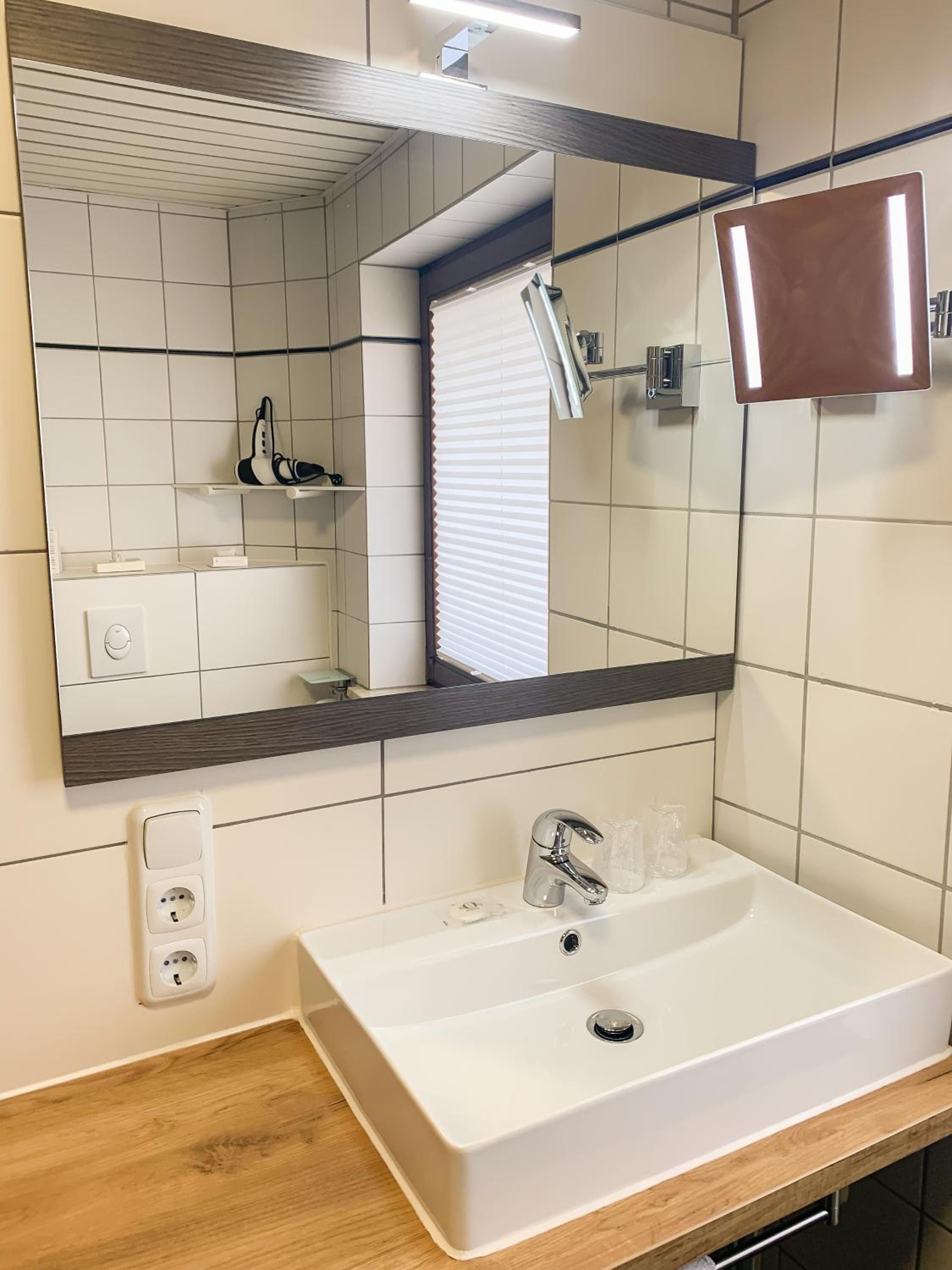 Superior Double Room - Photo 13