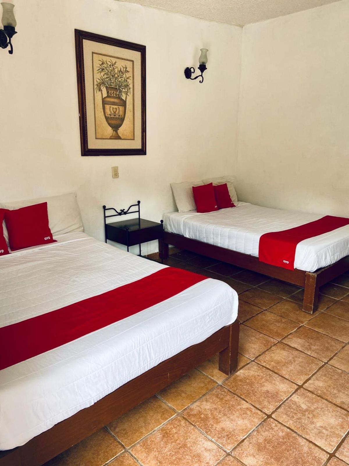 Double Room with Two Double Beds - Photo 1