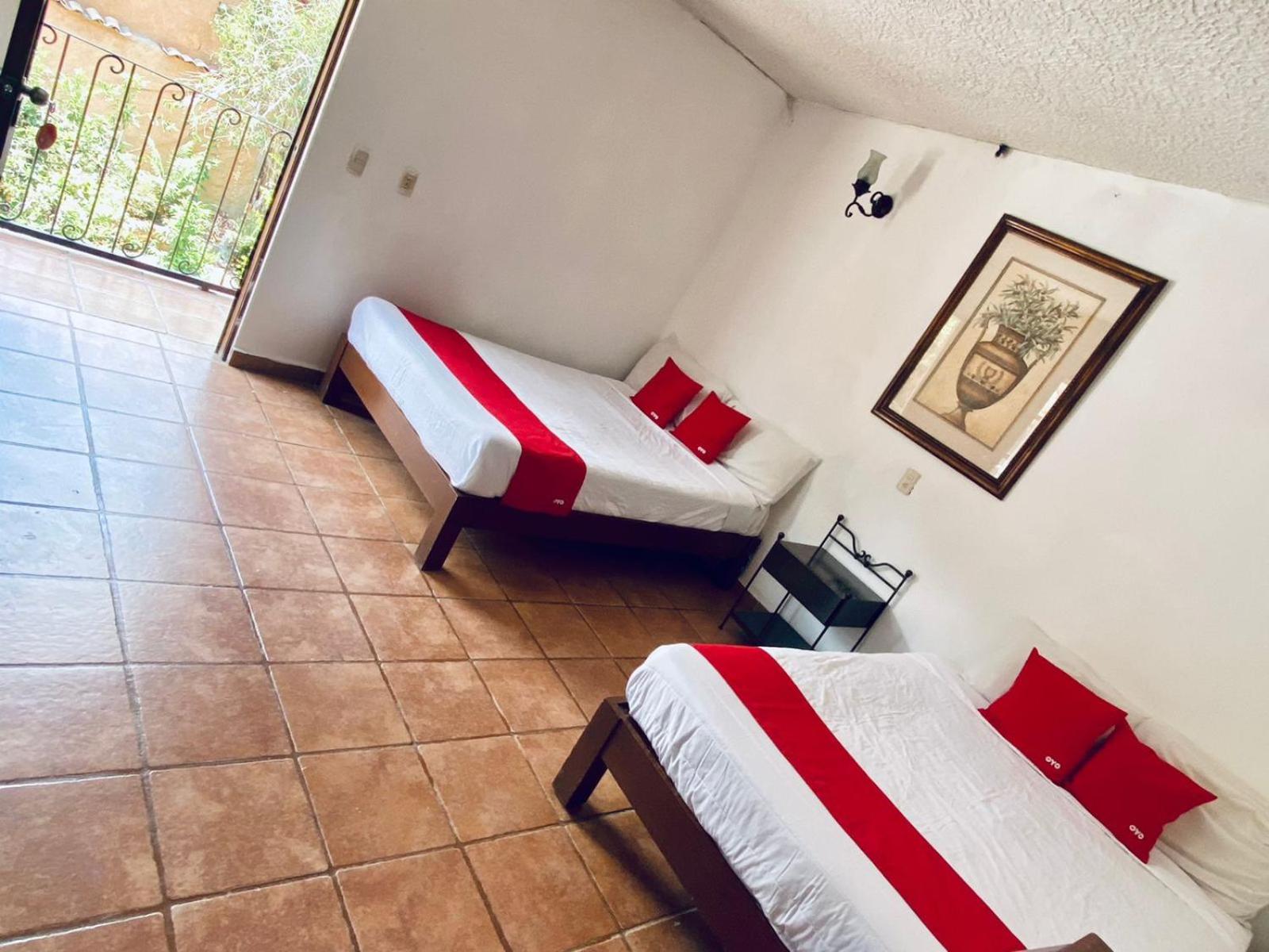 Double Room with Two Double Beds - Photo 5