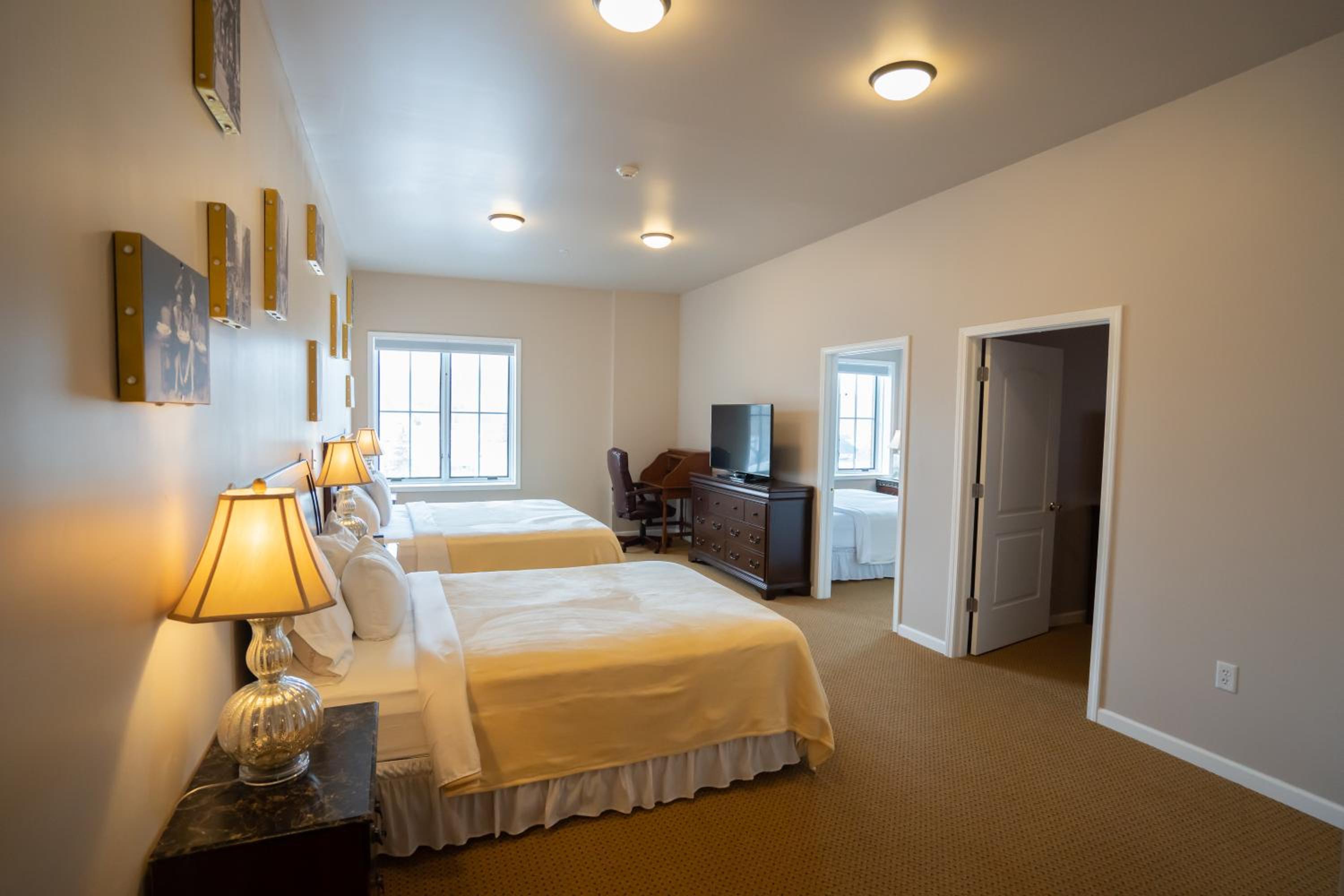 Family Suite - Photo 8