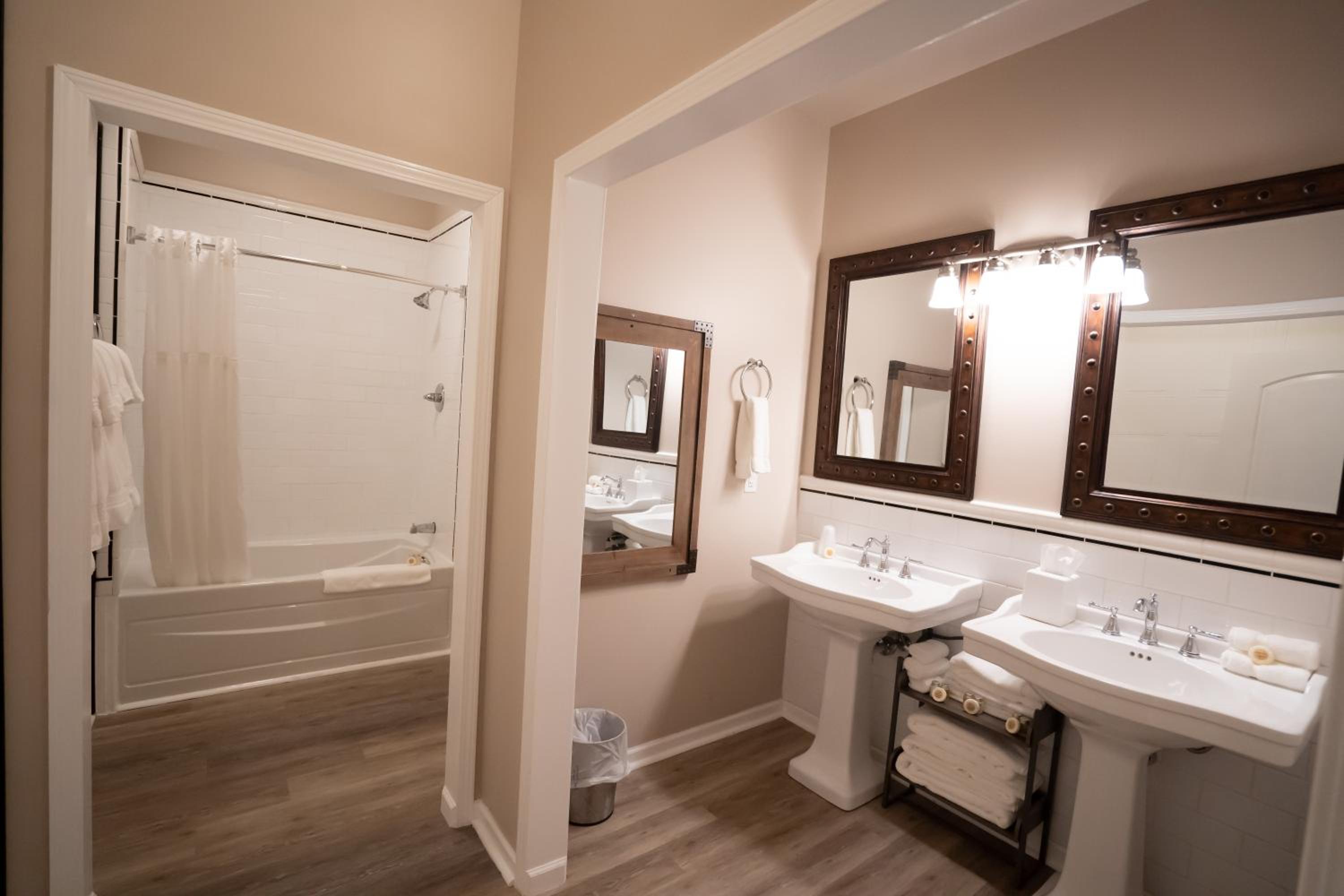 Family Suite - Photo 2