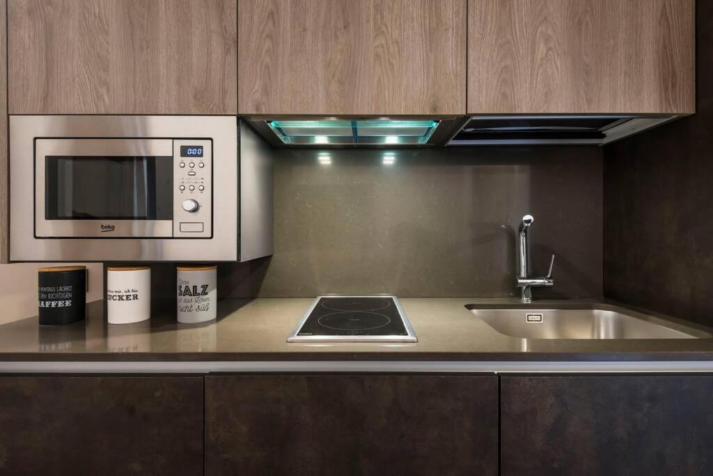 One-Bedroom Apartment - Photo 17