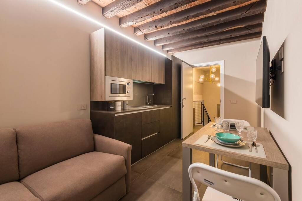 One-Bedroom Apartment - Photo 15