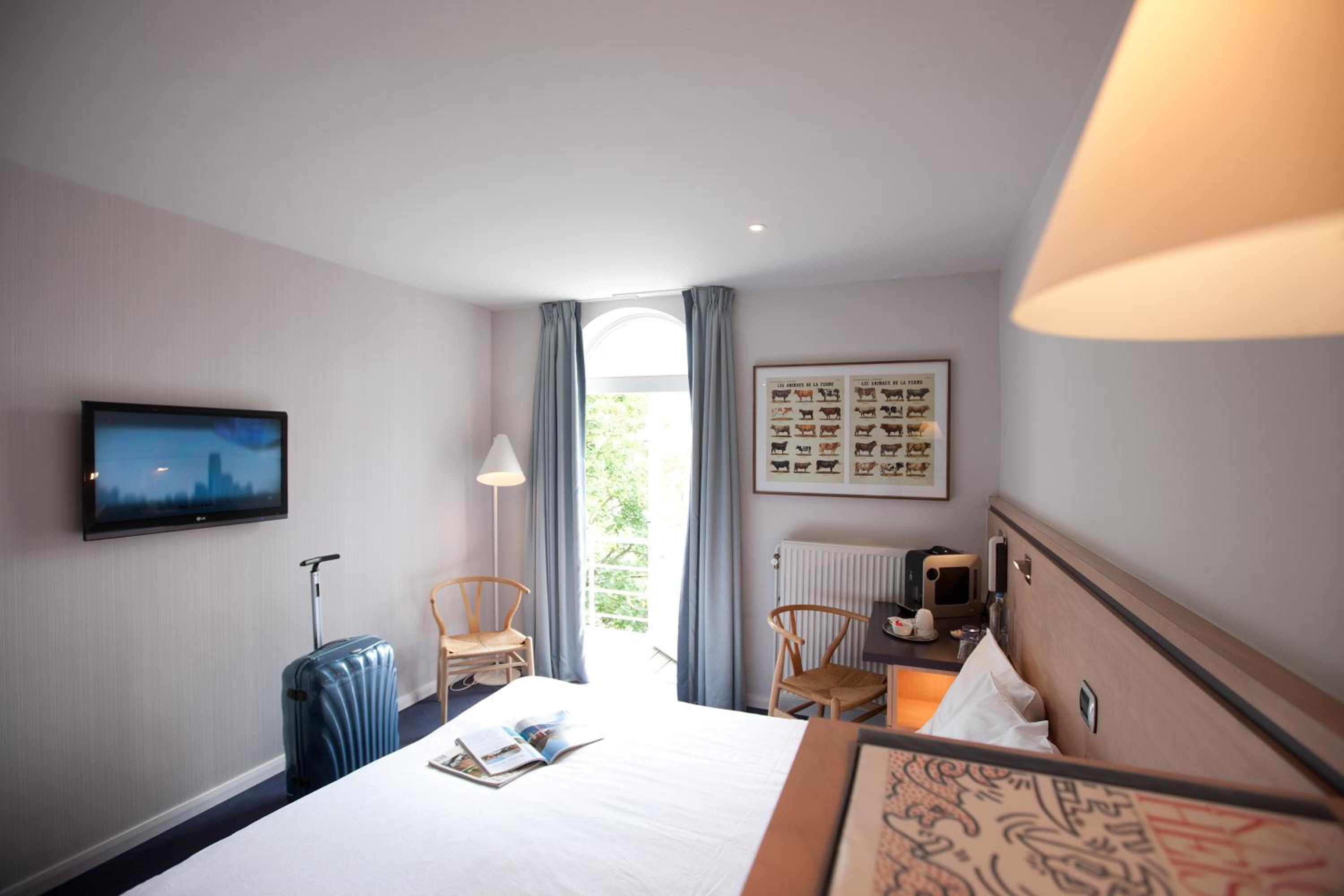 Double or Twin Room with Garden View photo 3