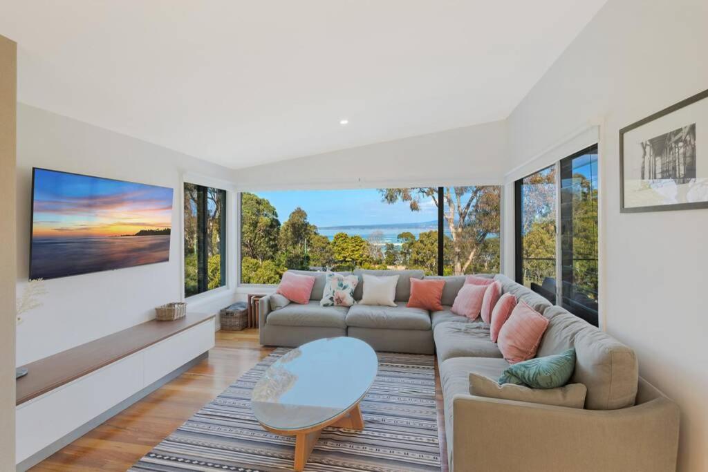 Four-Bedroom House photo 1