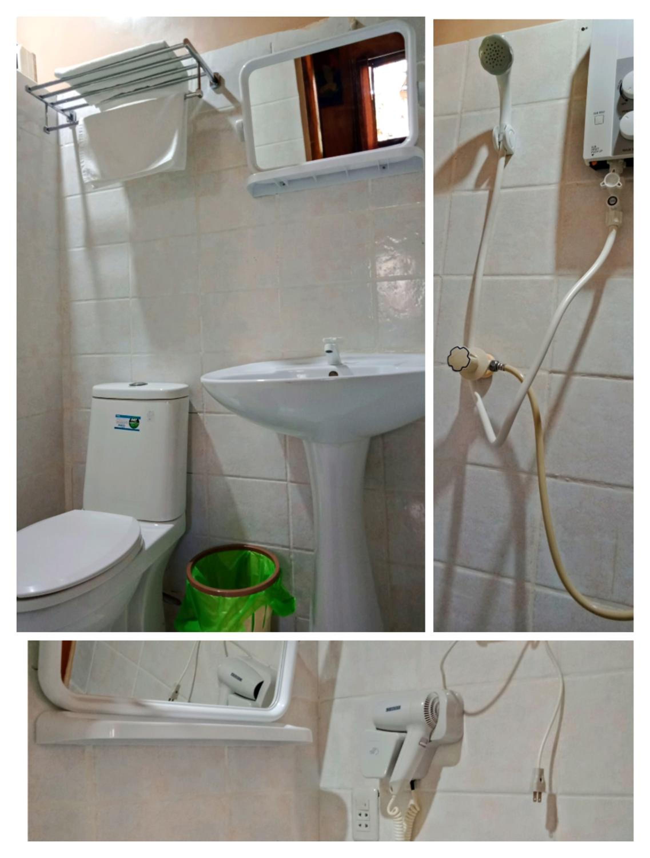 Double Room with Private Bathroom photo 3