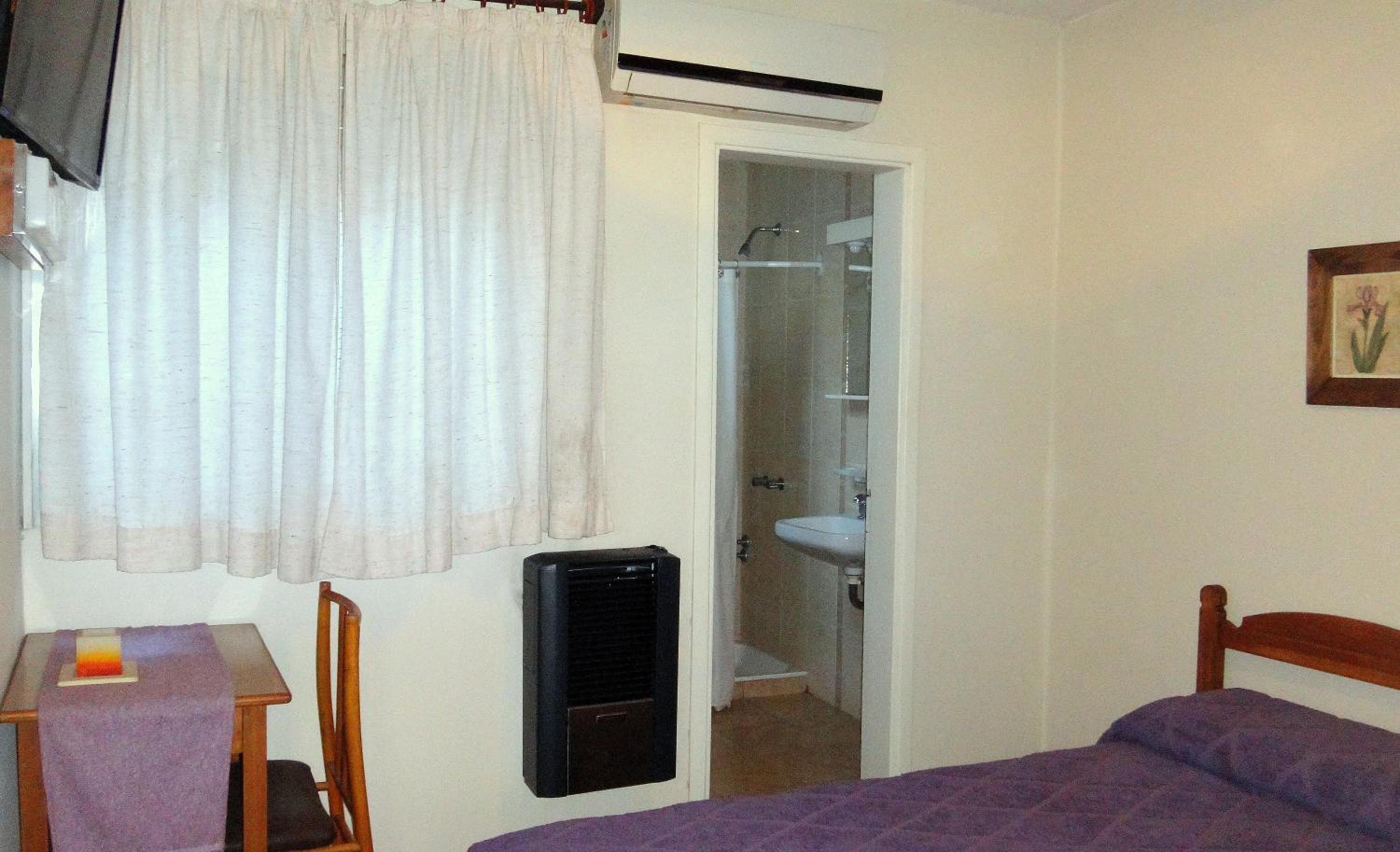 Standard Twin Room photo 2