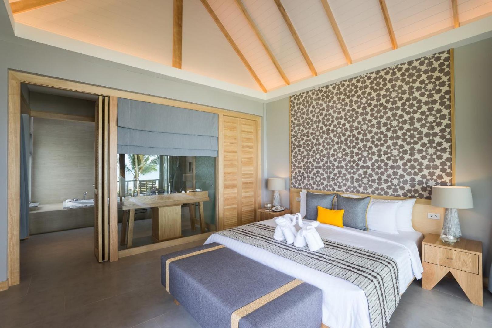 Beachfront Deluxe Villa - Photo 1
