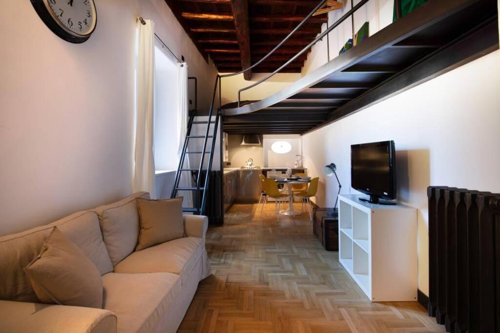 Apartment - Split Level