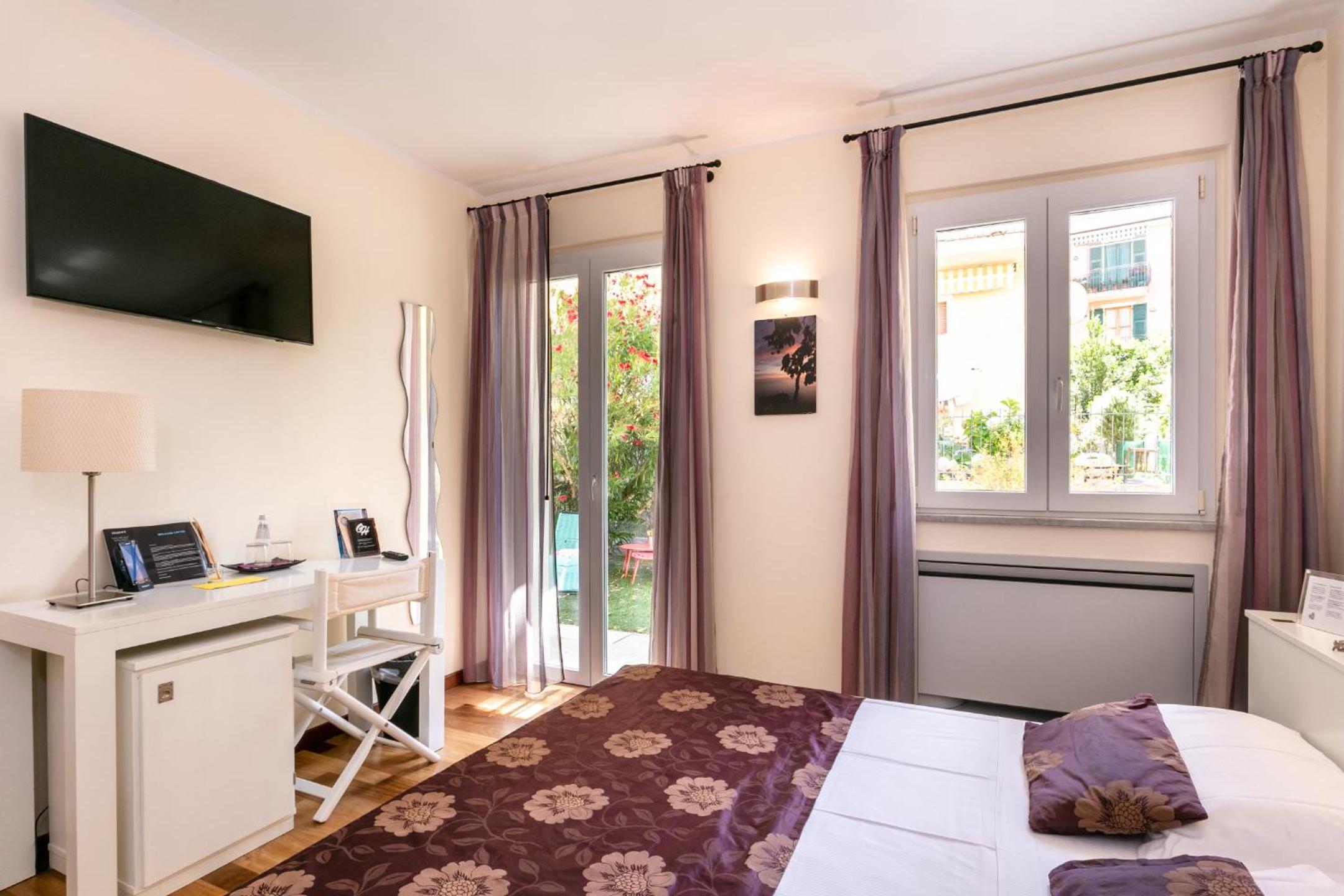 Double Room with Garden View