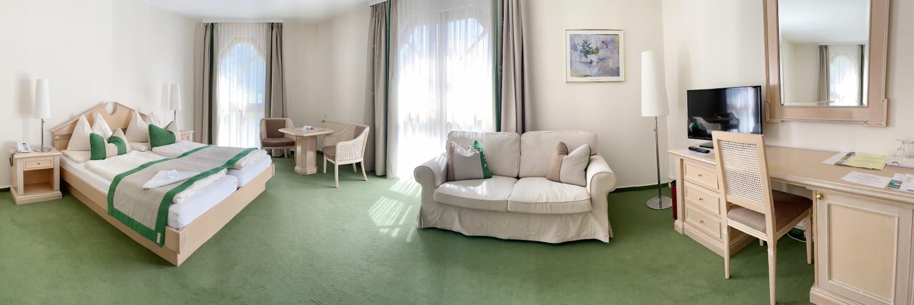 Deluxe Double Room photo 3
