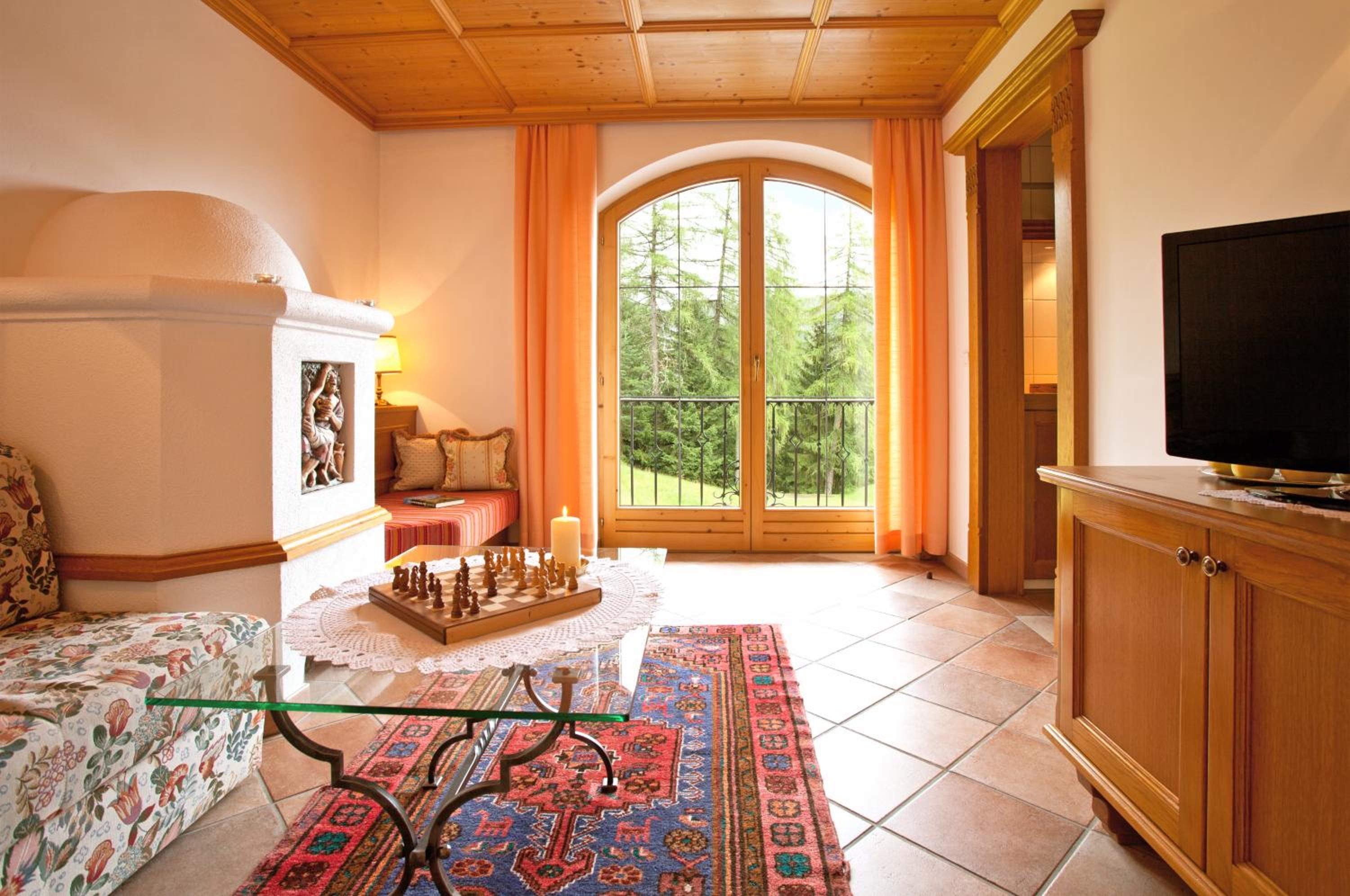 One-Bedroom Apartment with Garden View