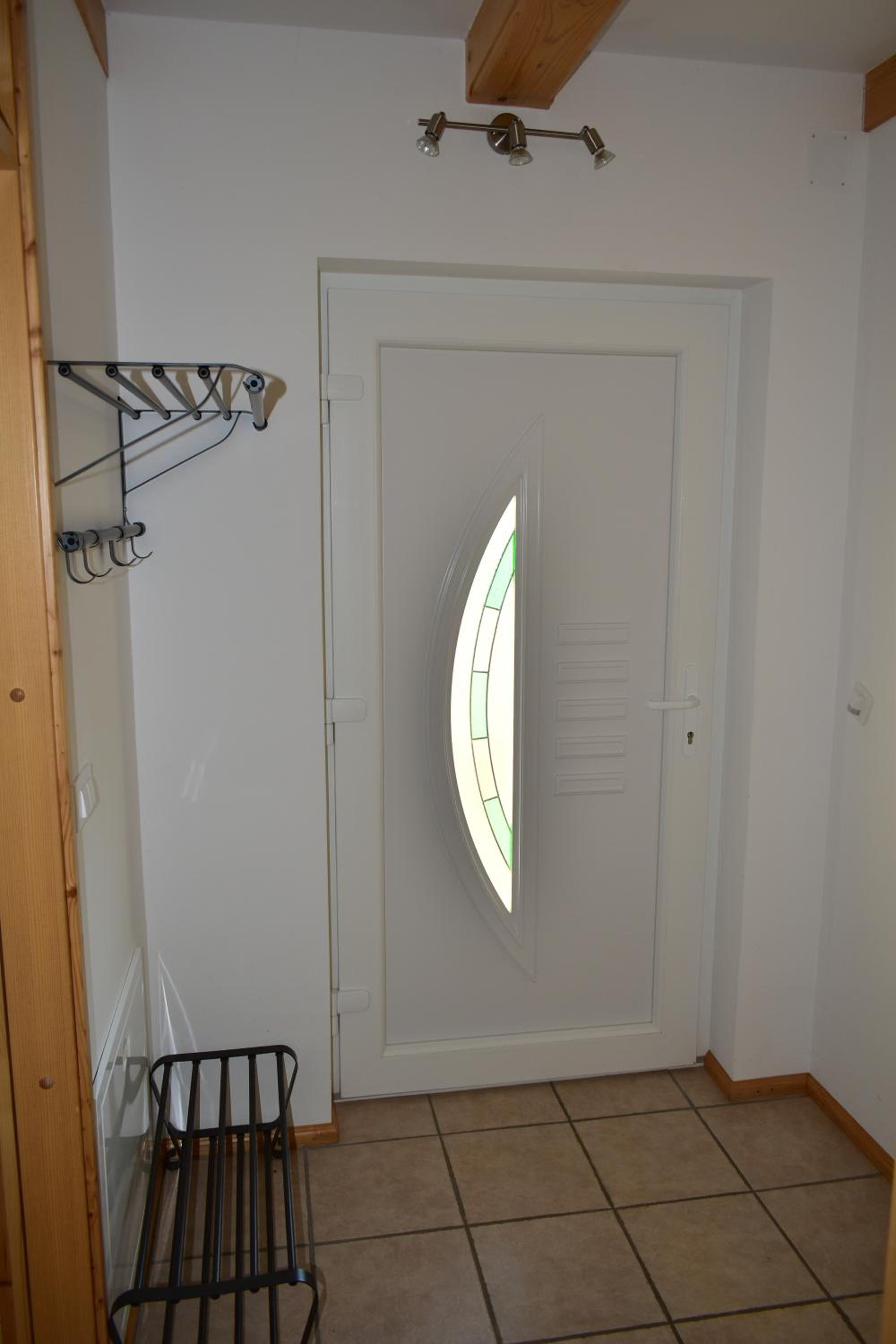 One-Bedroom Apartment - Photo 7
