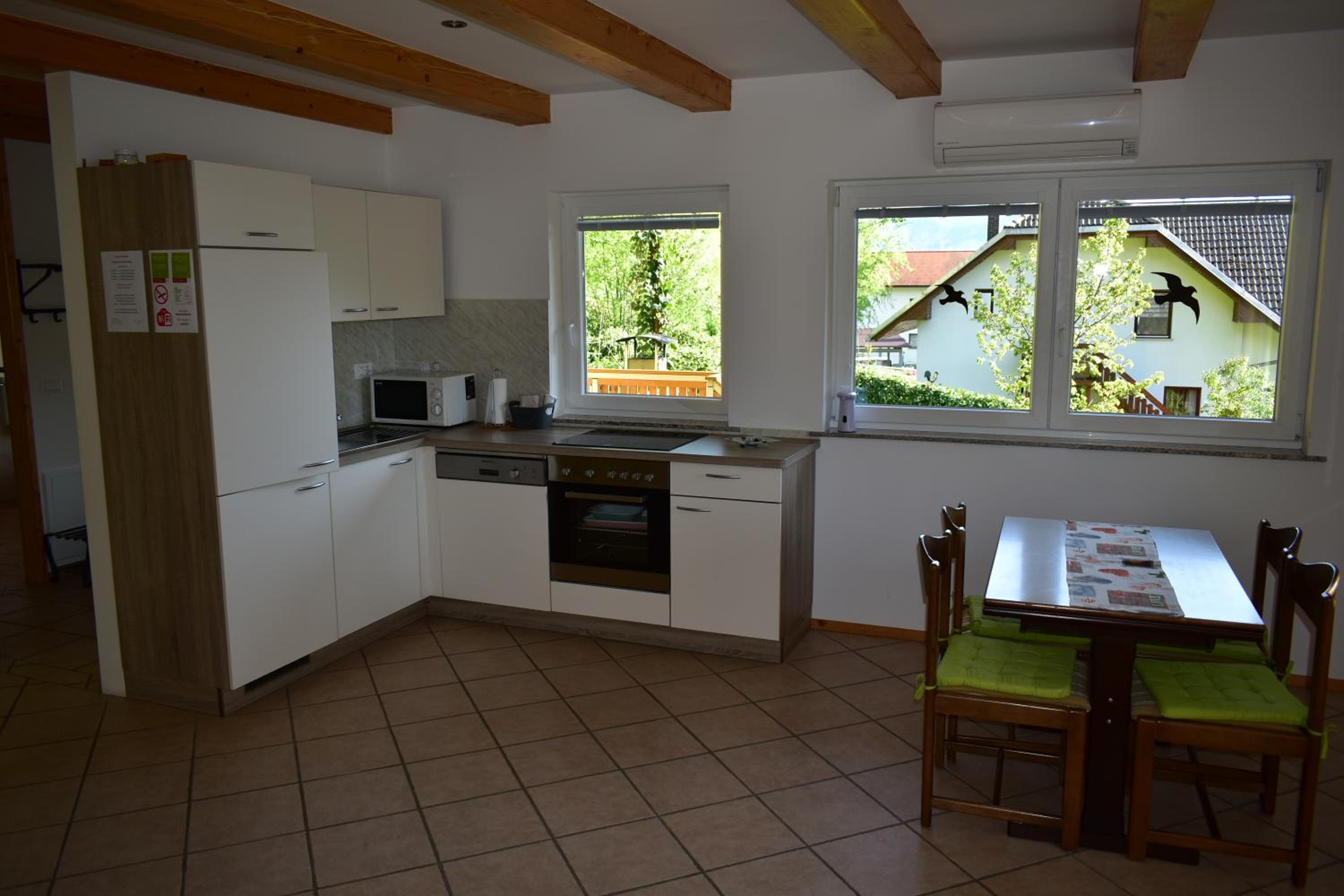 One-Bedroom Apartment - Photo 9