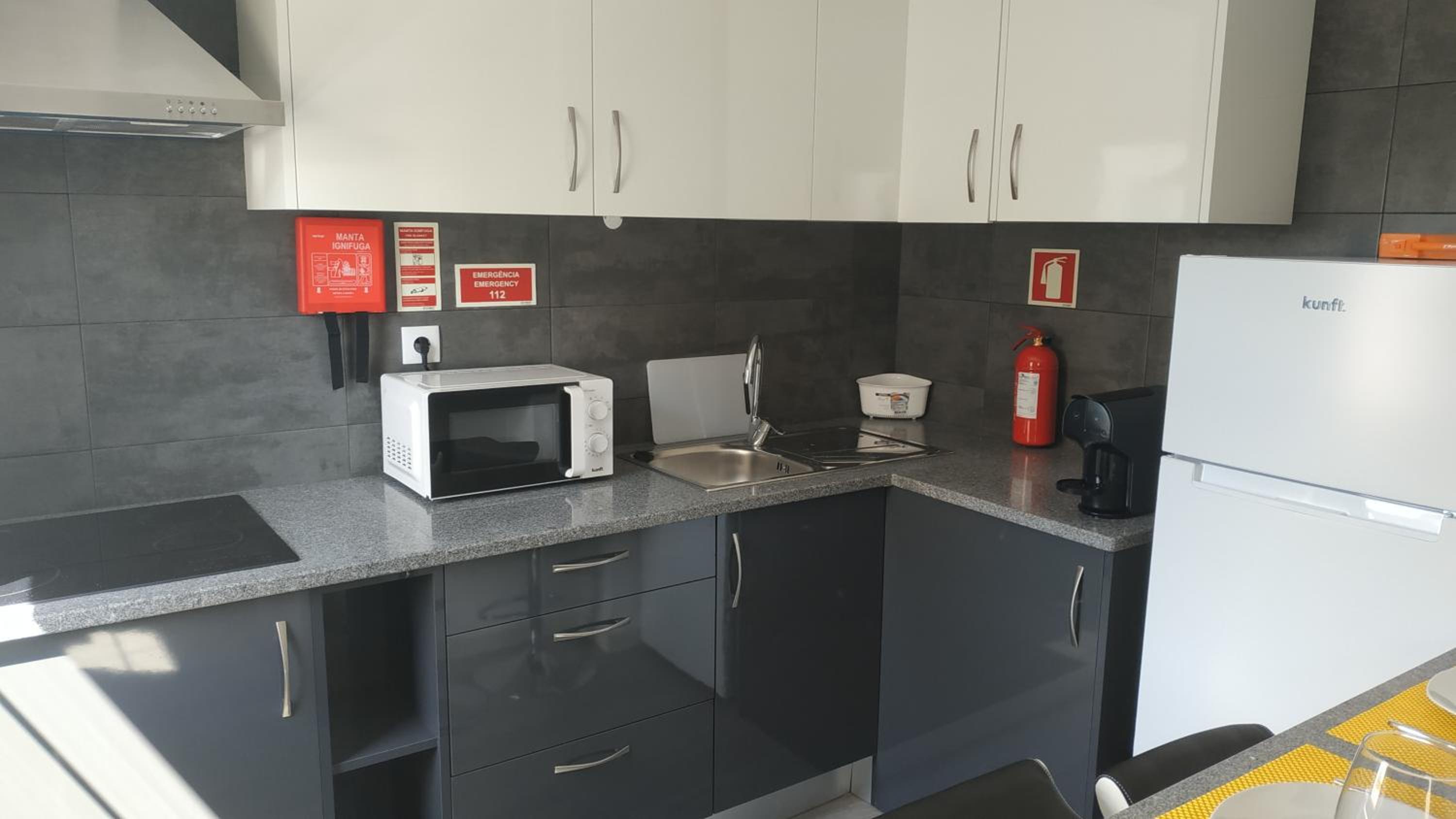 One-Bedroom Apartment - Photo 4