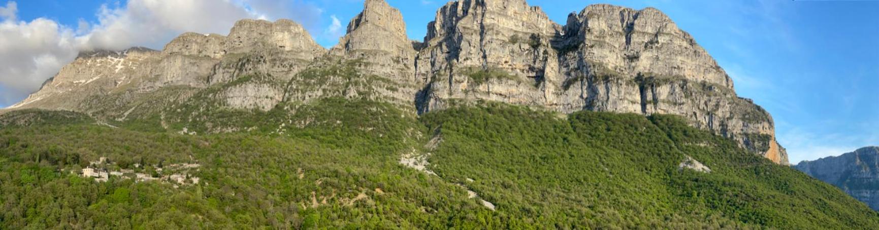 Three-Bedroom Chalet photo 3